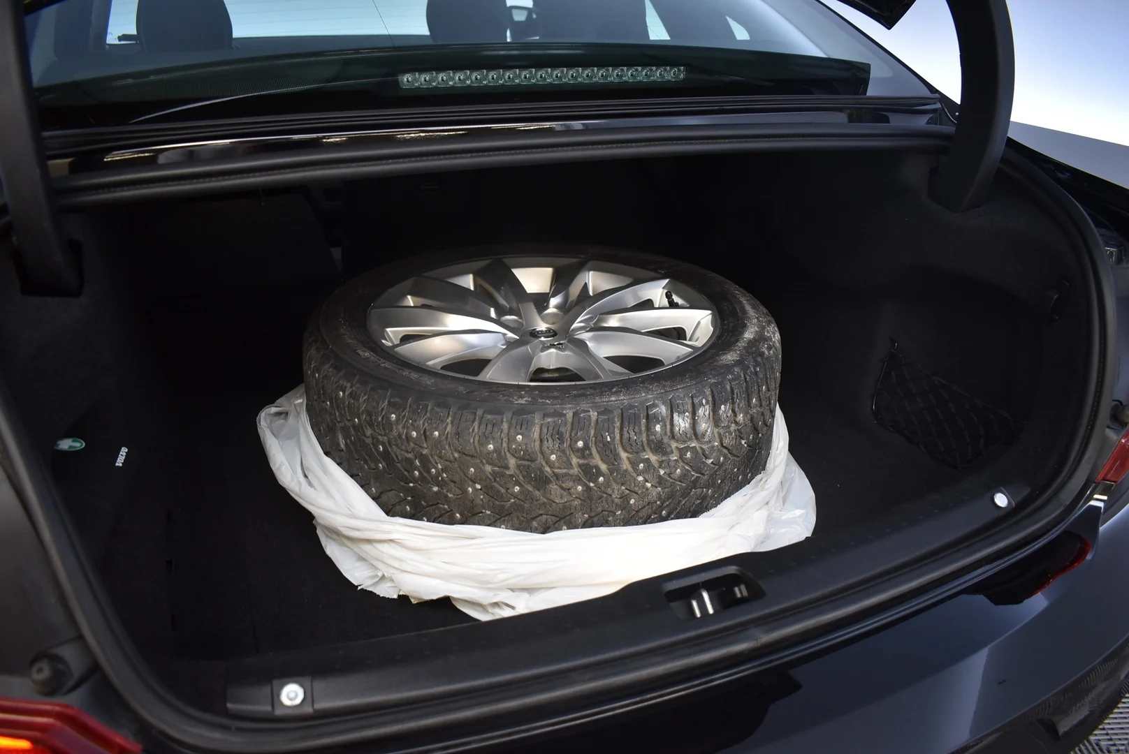 Car Image - 24OeILAsZ6RFMp0SB1n8tJ