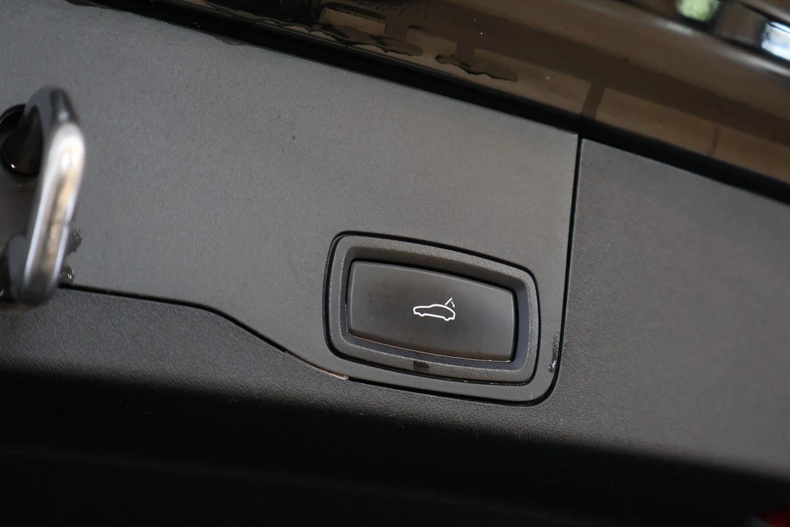 Car Image - 63KoFnNaVCe8h8afqvL9fp