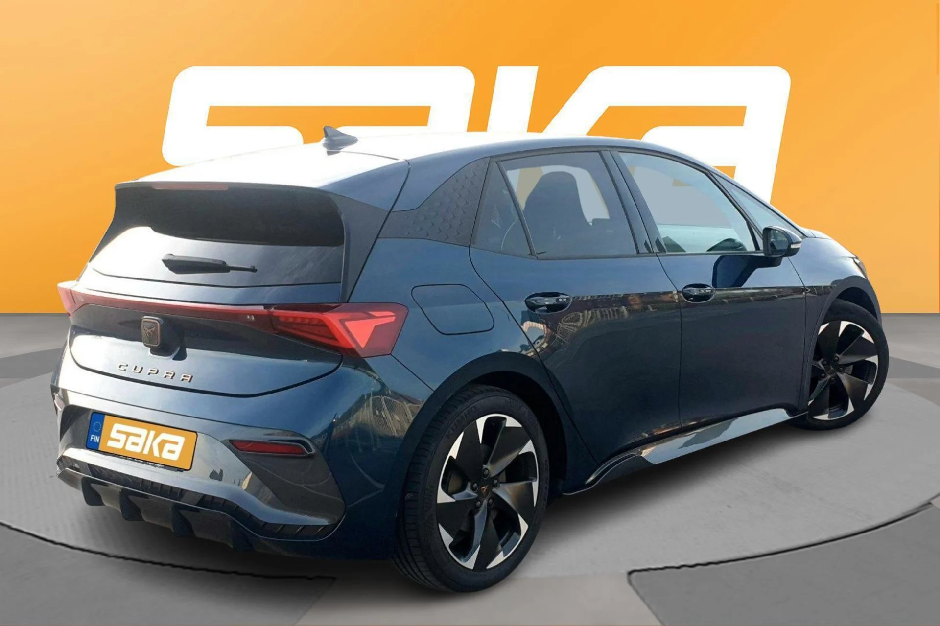 Car Image - 7bzFMI3AaAyDzOMznC6Nd7
