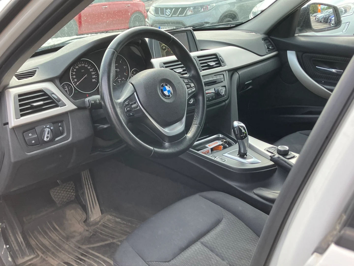 Car Image - BovnfXqaOtPt6O6tpQ6cM