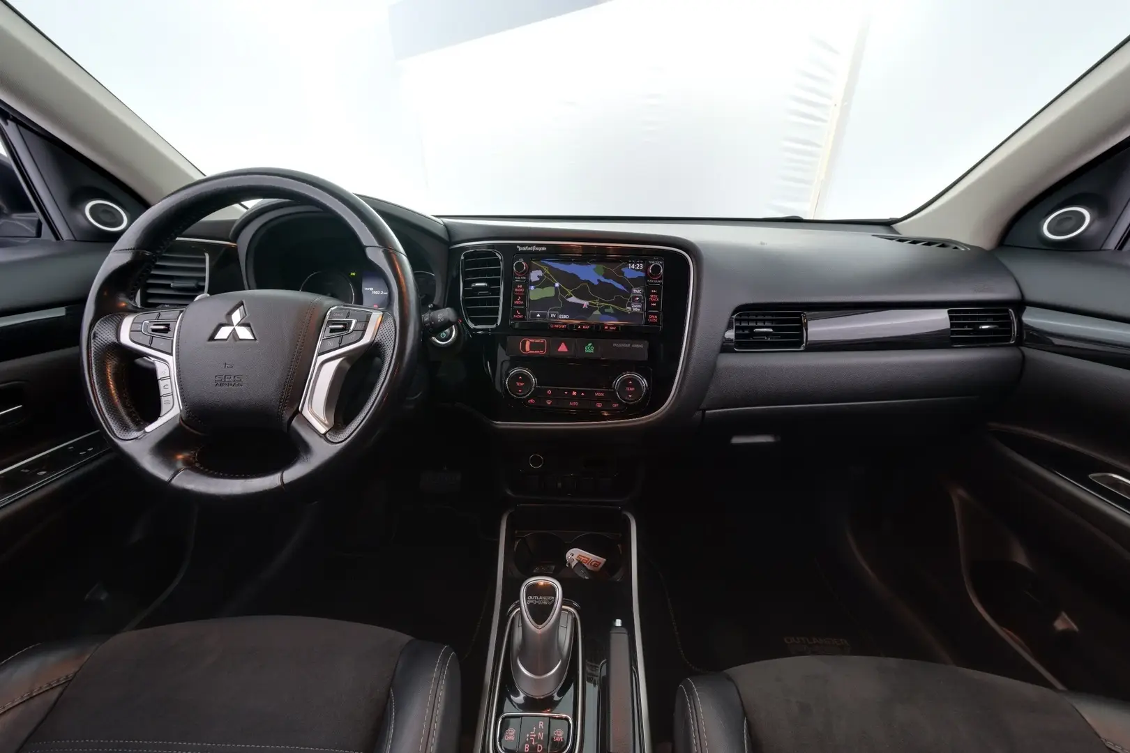 Car Image - 67ZvaloxhGFdvm4VTd6b41