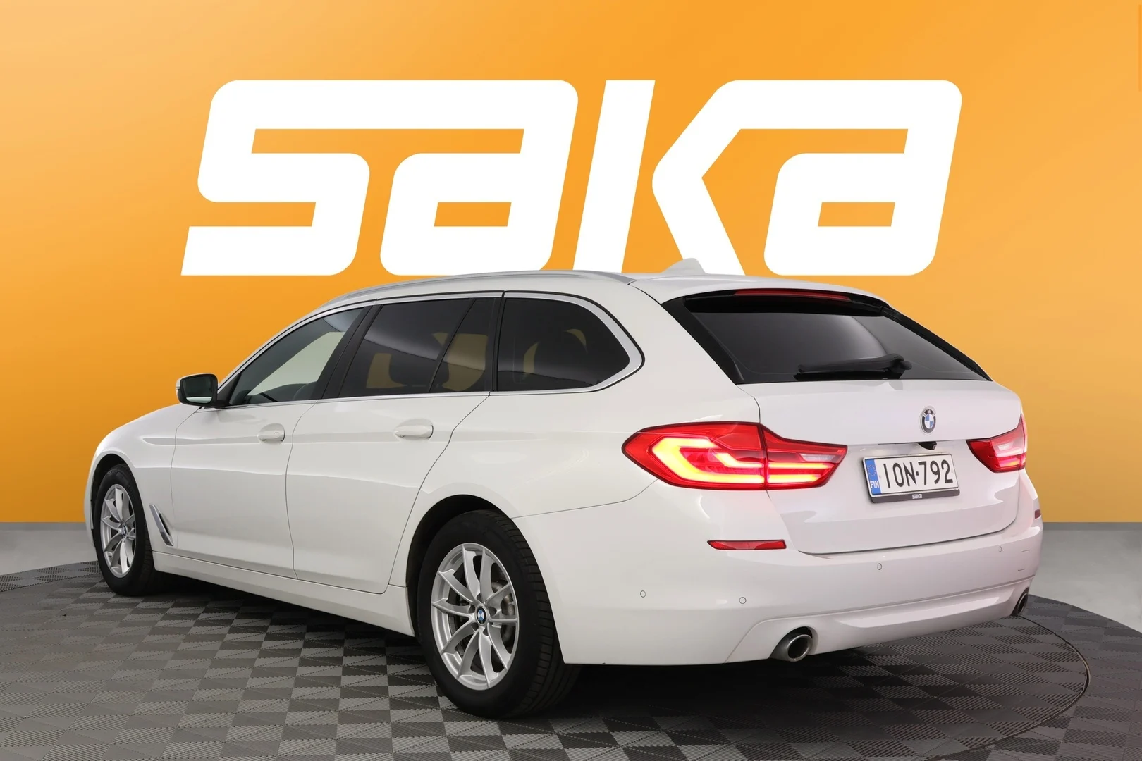 Car Image - 1ZqGQz1ZgxuVVE23QvaZf2