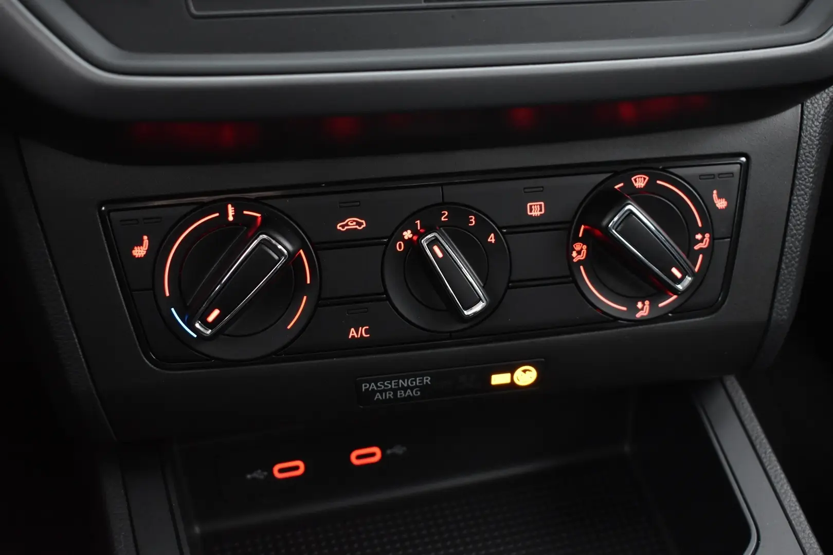 Car Image - sD3hVQn7zpCj1xVE1BDIZ