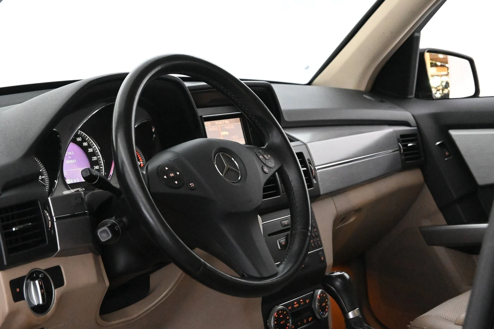 Car Image - 57h6W6lXnIx4qeVAPnLx1v