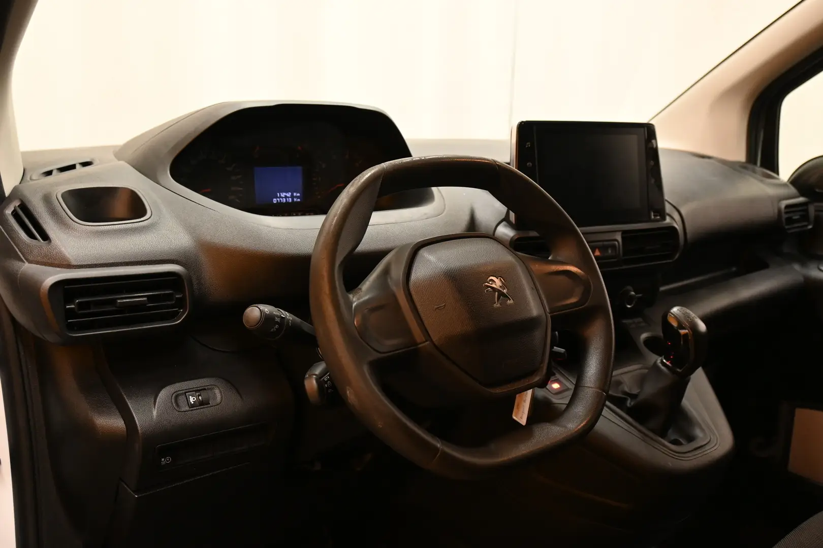 Car Image - 1gWAgmjAxhmsJSMOpKmLRt