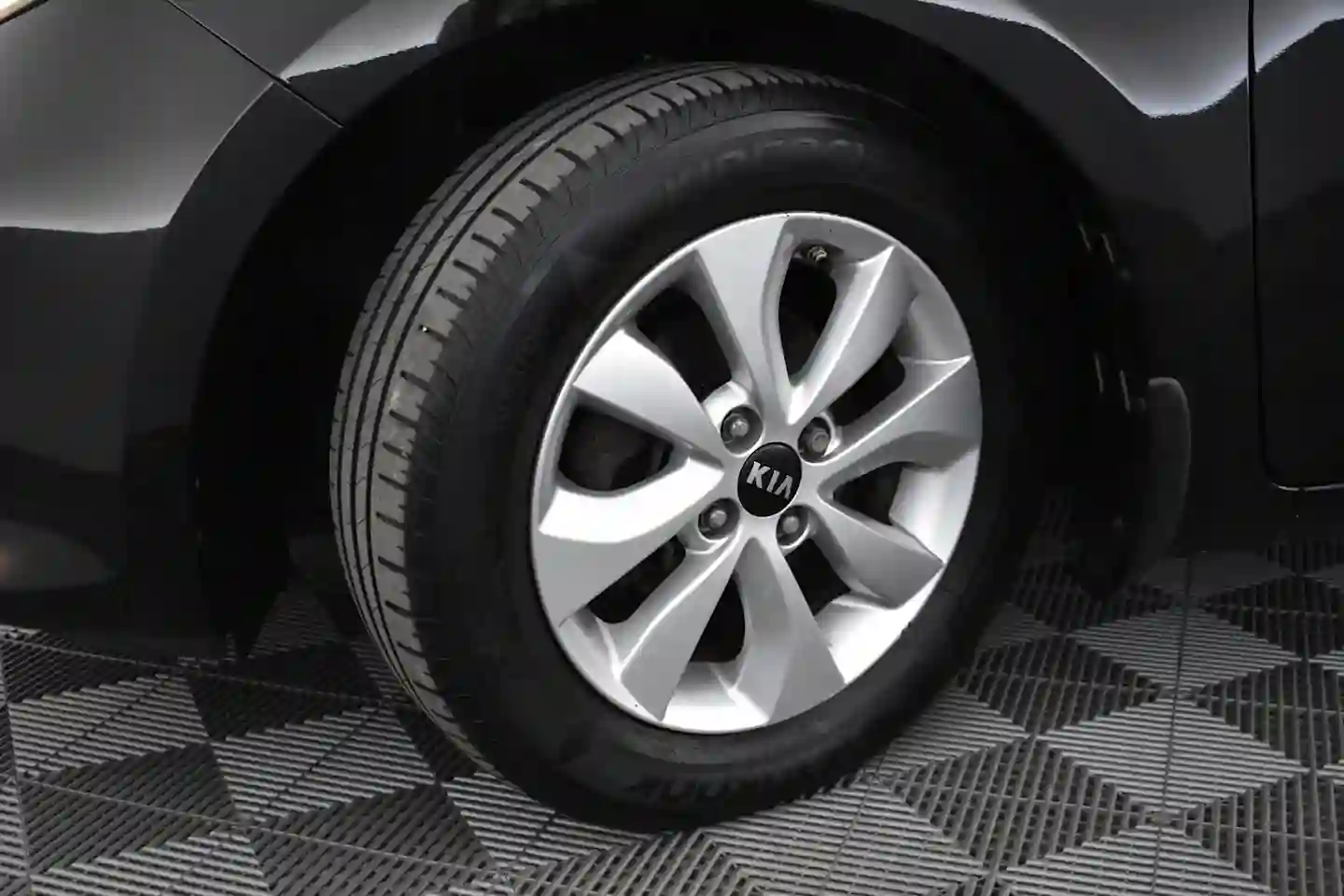 Car Image - 5d7n47yIxljRC3SmRYNeVe