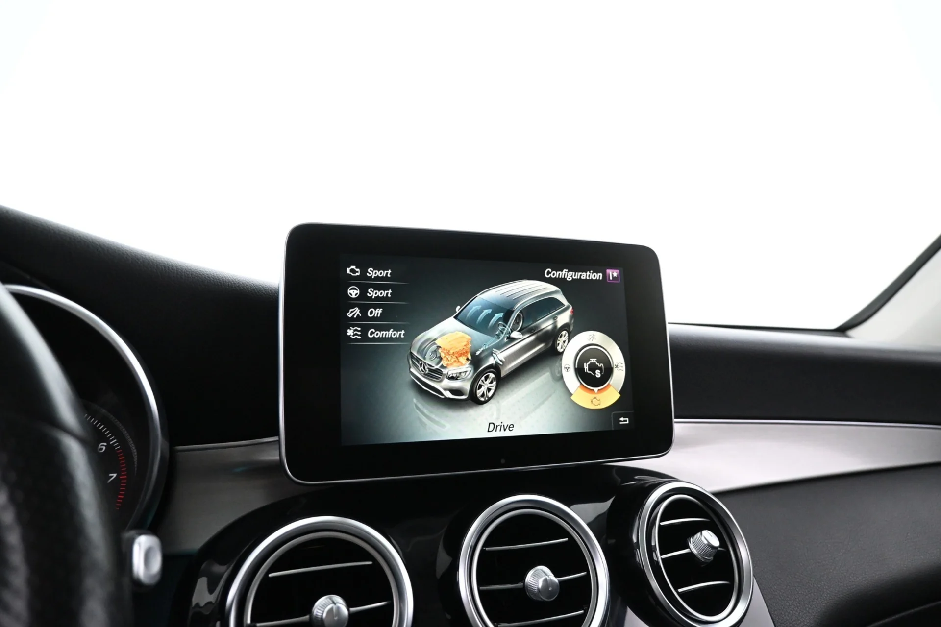 Car Image - 39Z8ZtnrqvCVq9gkvZz69k