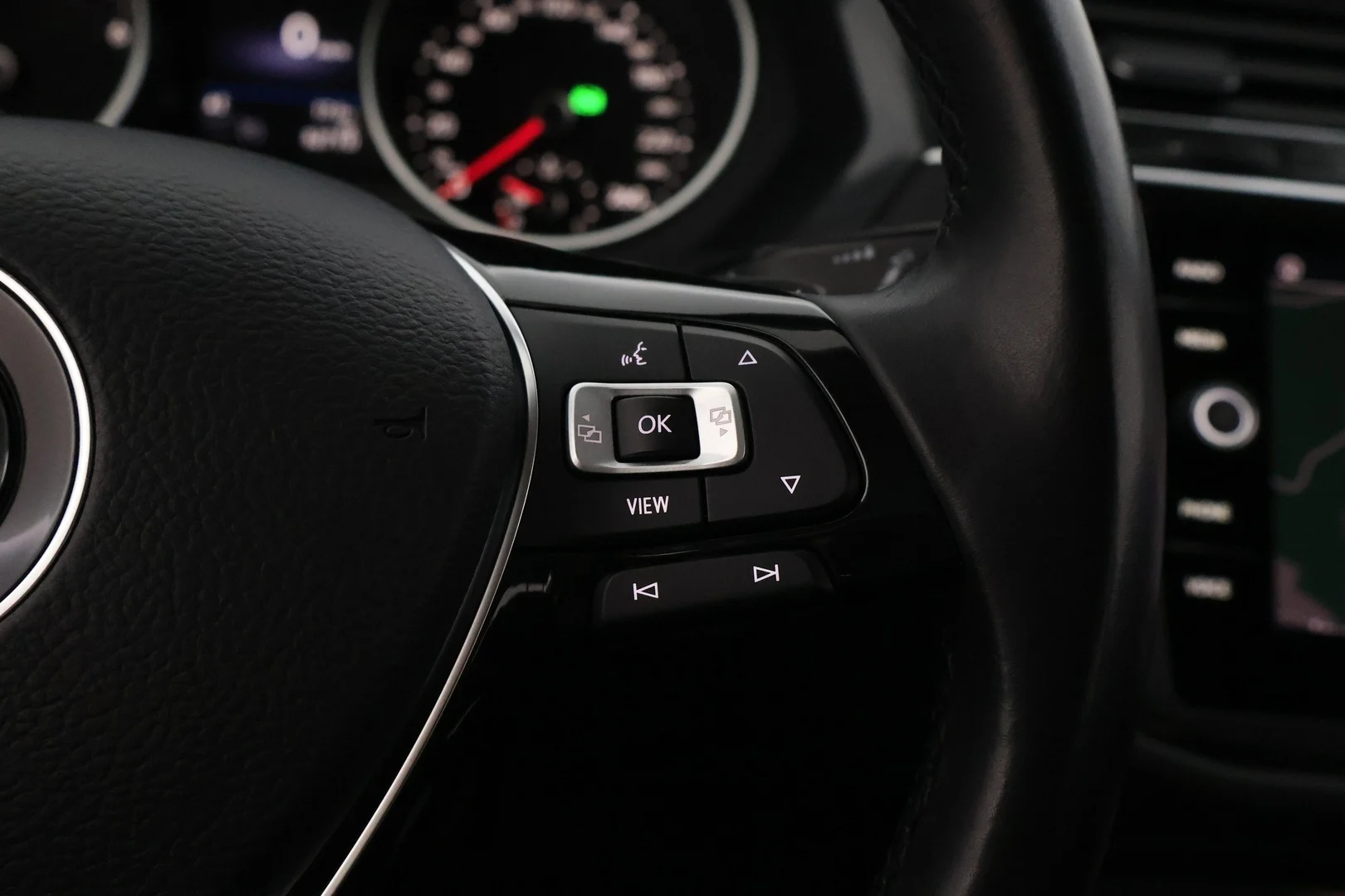 Car Image - 5k3LdbnYwJOQHCjvZtarVJ