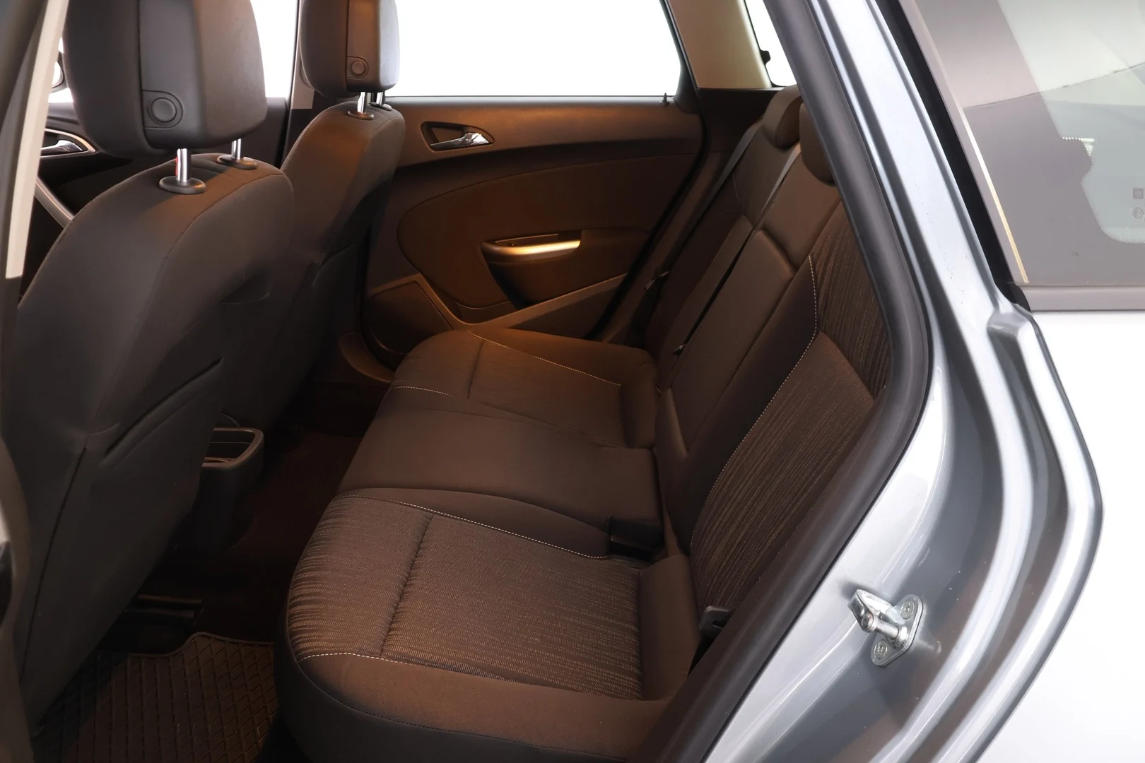 Car Image - 2Wit6zHSsCPyJcyCwr65uX