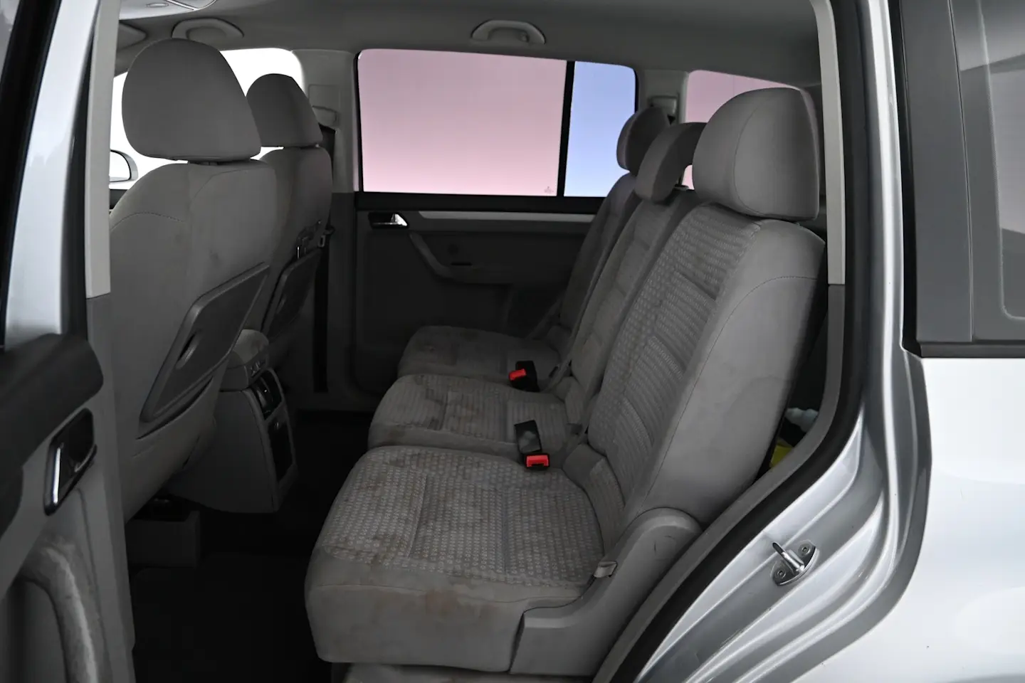 Car Image - 24NmHhuesj7T4FpWhgPRqR