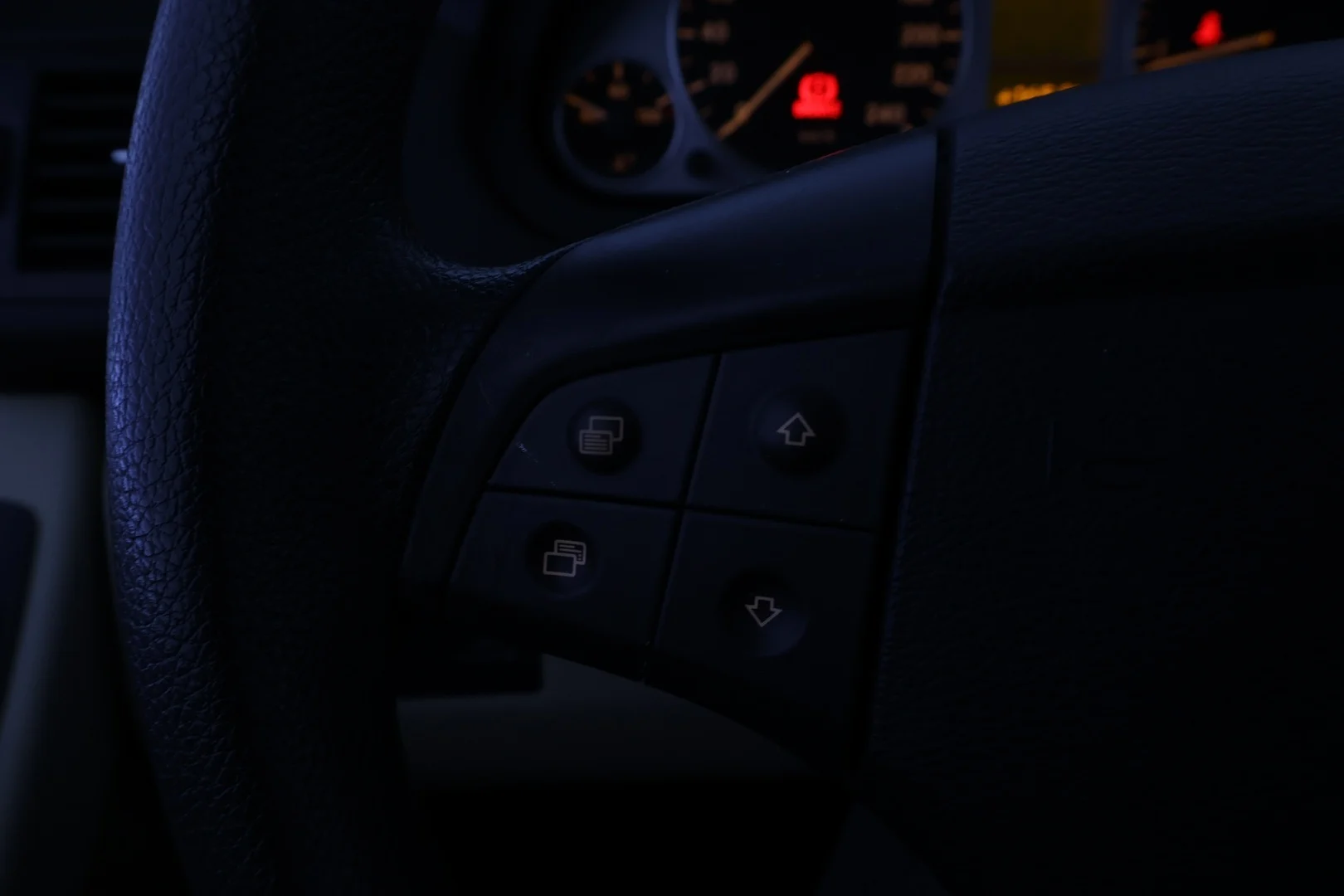 Car Image - 2uLxnjjAVLmkRolcvhpulG