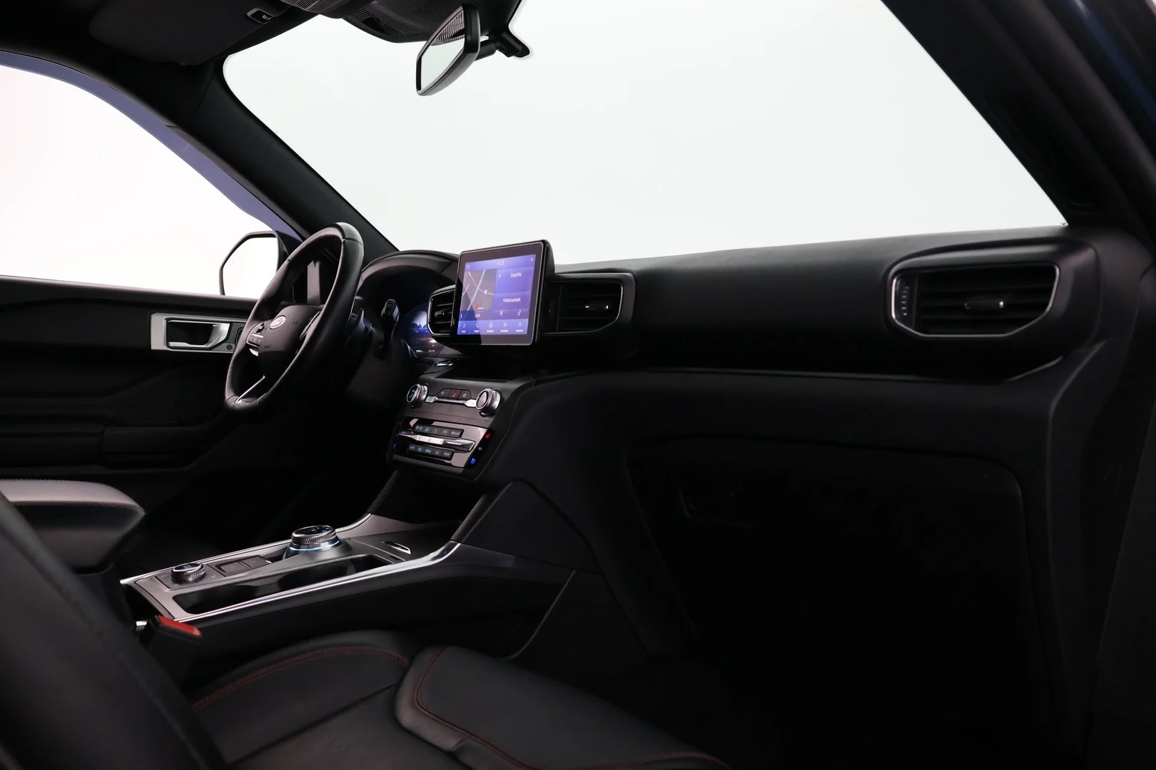 Car Image - 2N0aEYvPd9XzJdB6fg3dpp