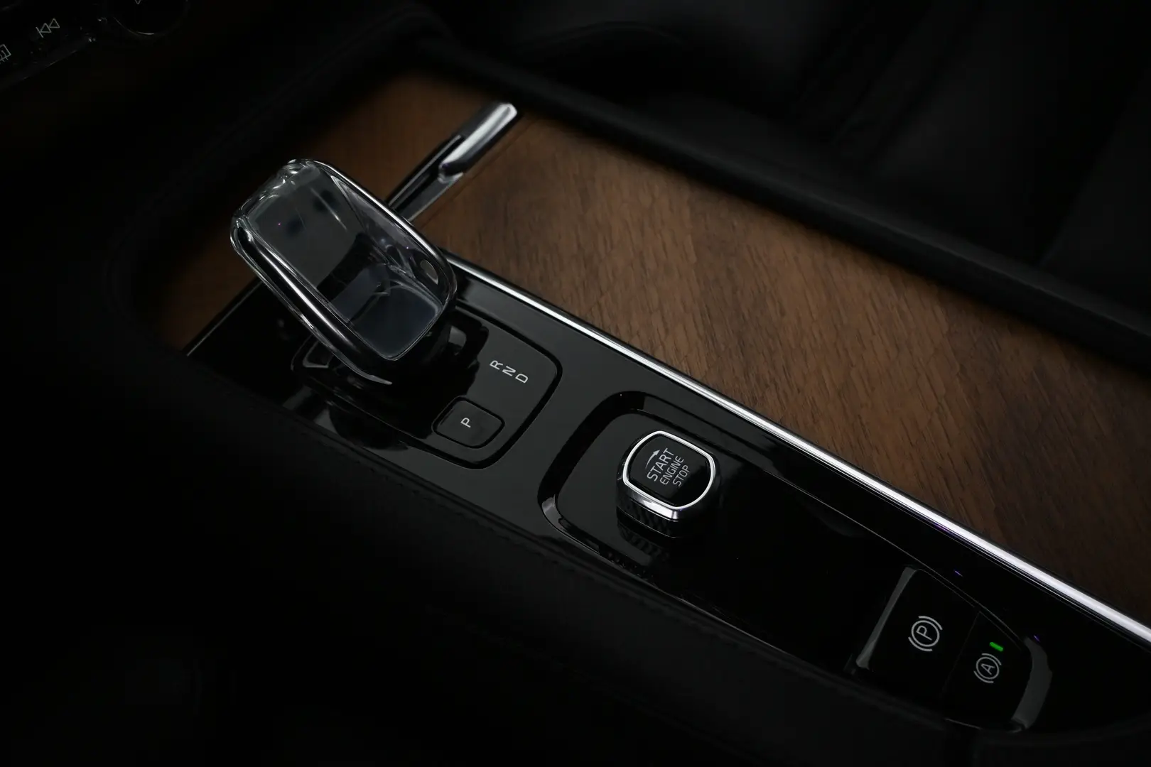 Car Image - 3iKF05N0t3y9cNj3AcmlJr