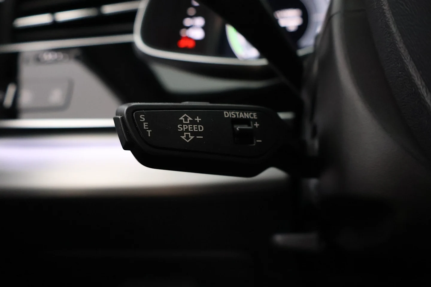 Car Image - 3zCw0Sth6BKwiQeEWDL33D