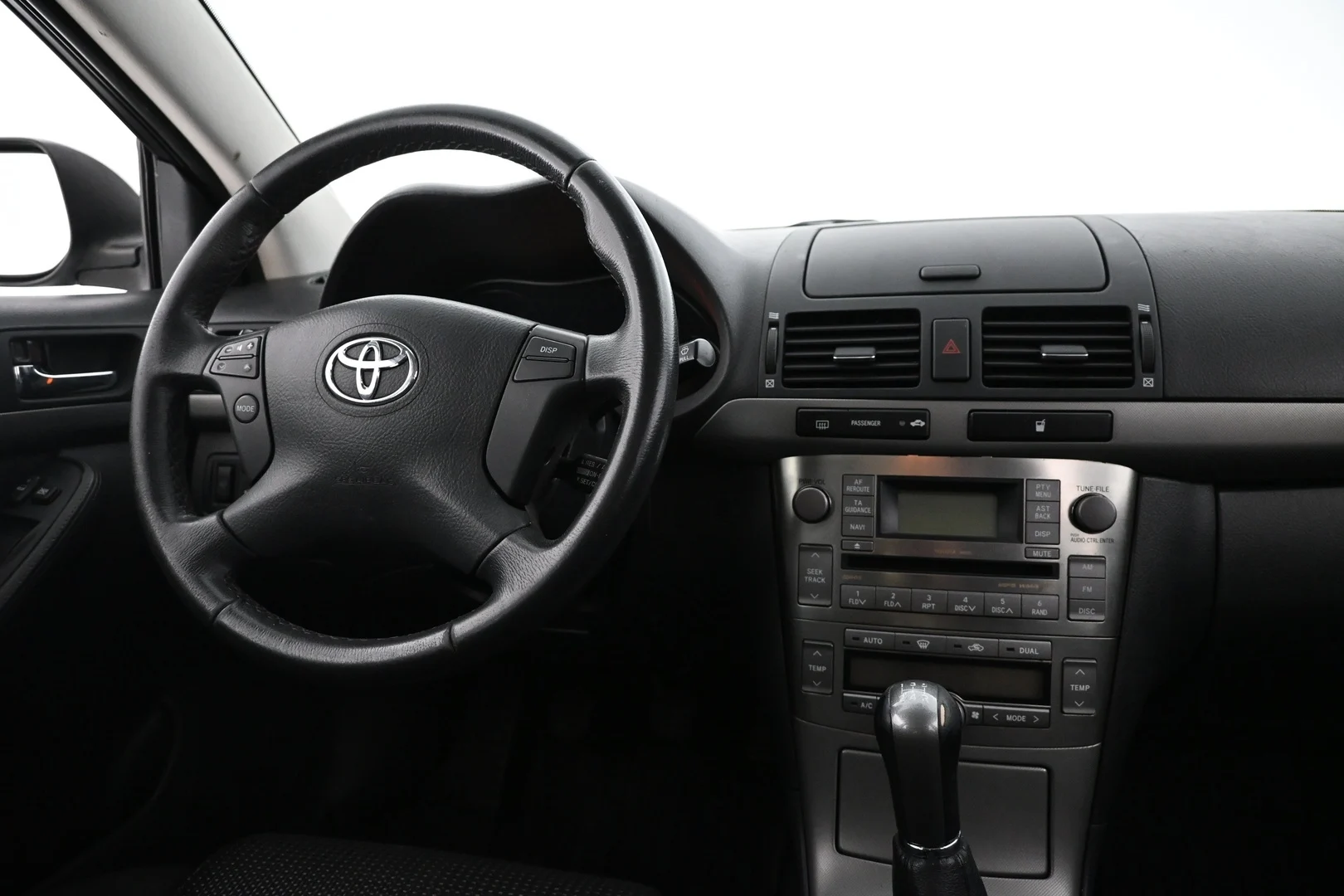 Car Image - 4gPXRGCW1mJjB2fvxBdQCE