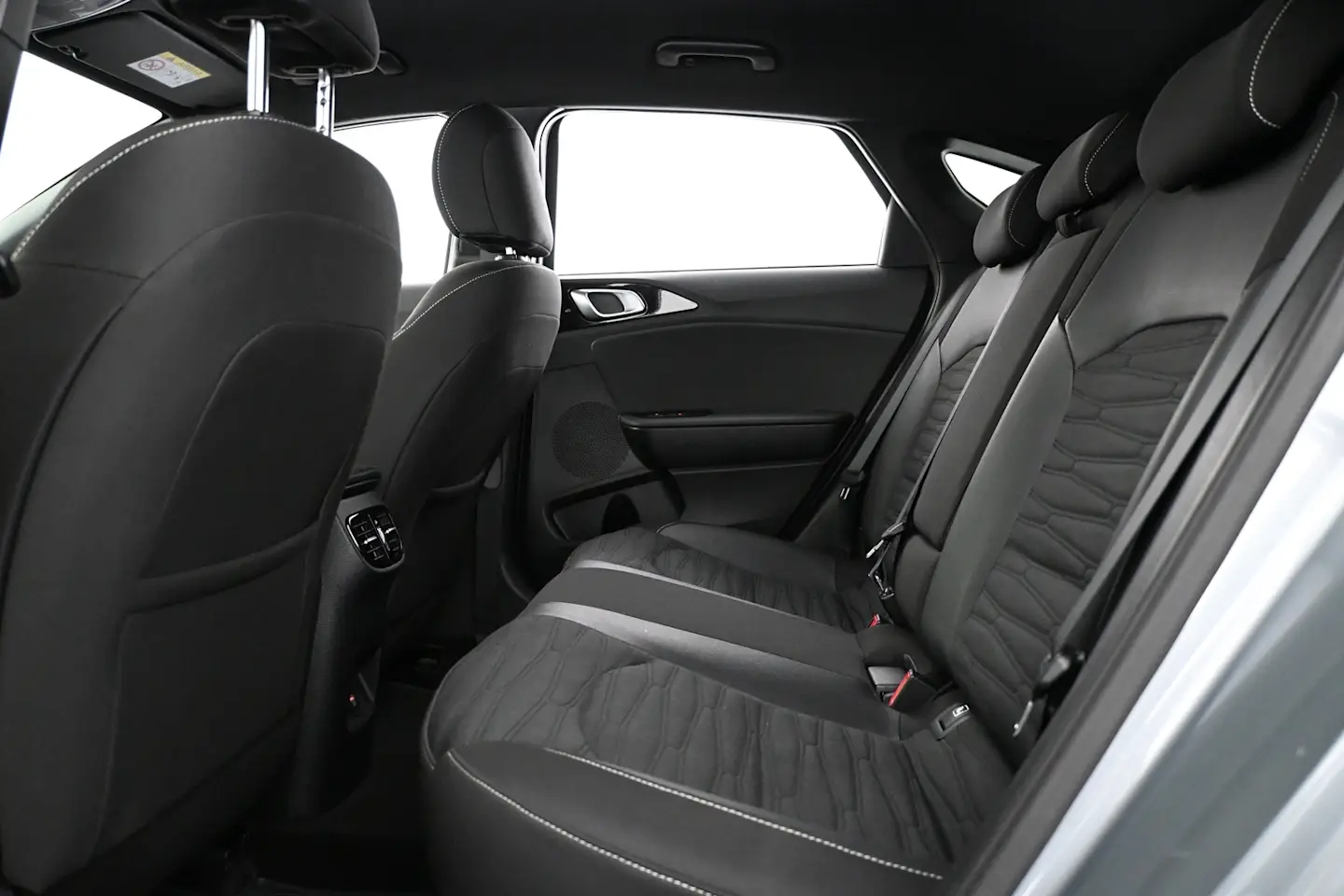 Car Image - 71VSRTsyE2NsgER7LOKL2N