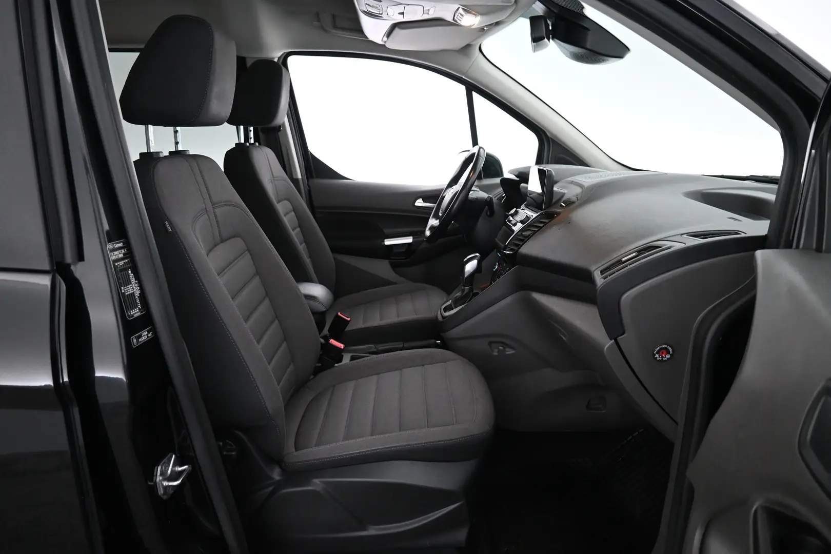 Car Image - 2J003JgOxcwxxtTTQqQmKE