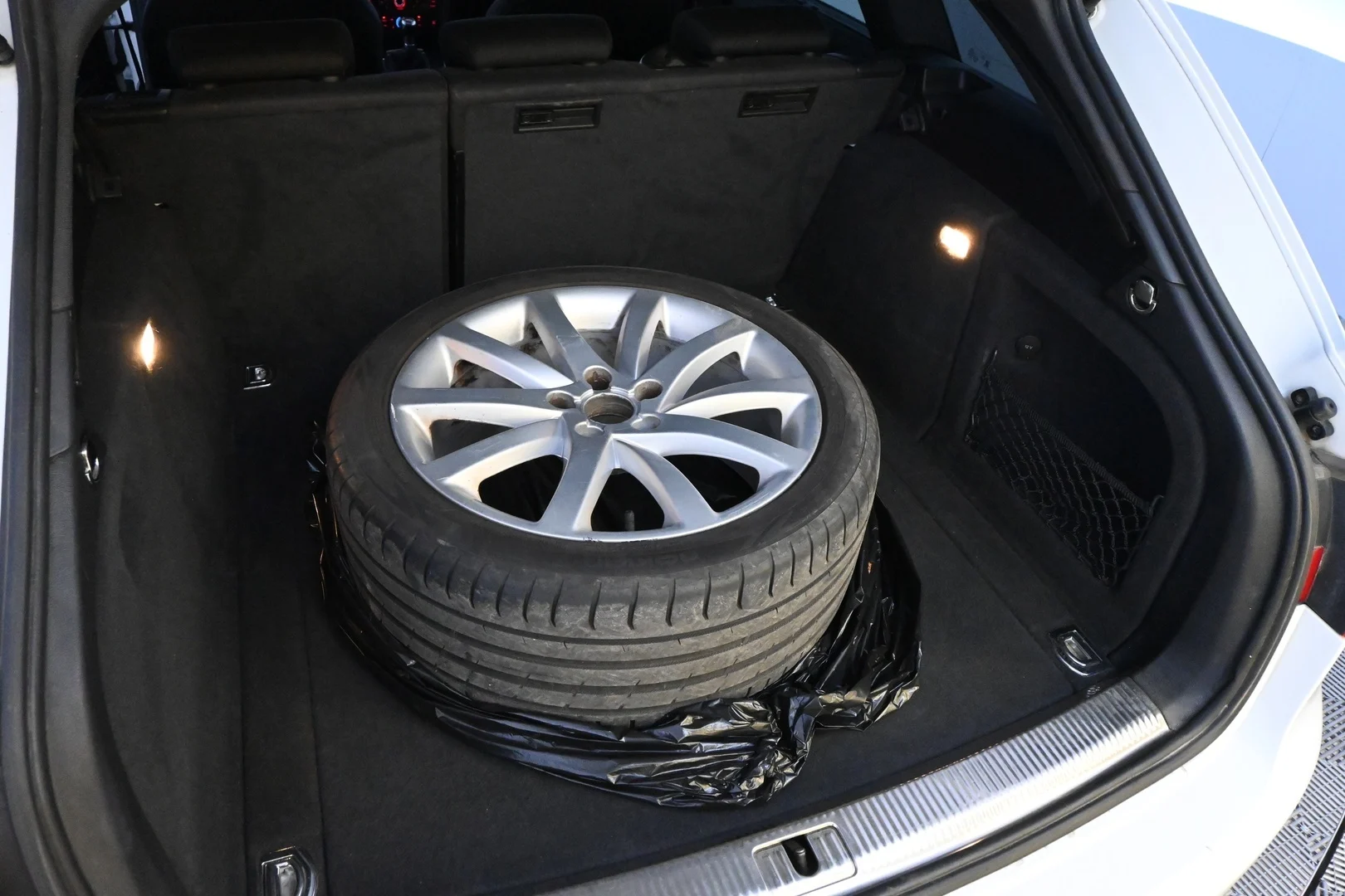 Car Image - 7xVWOFToPSLzoKzYMGRqww