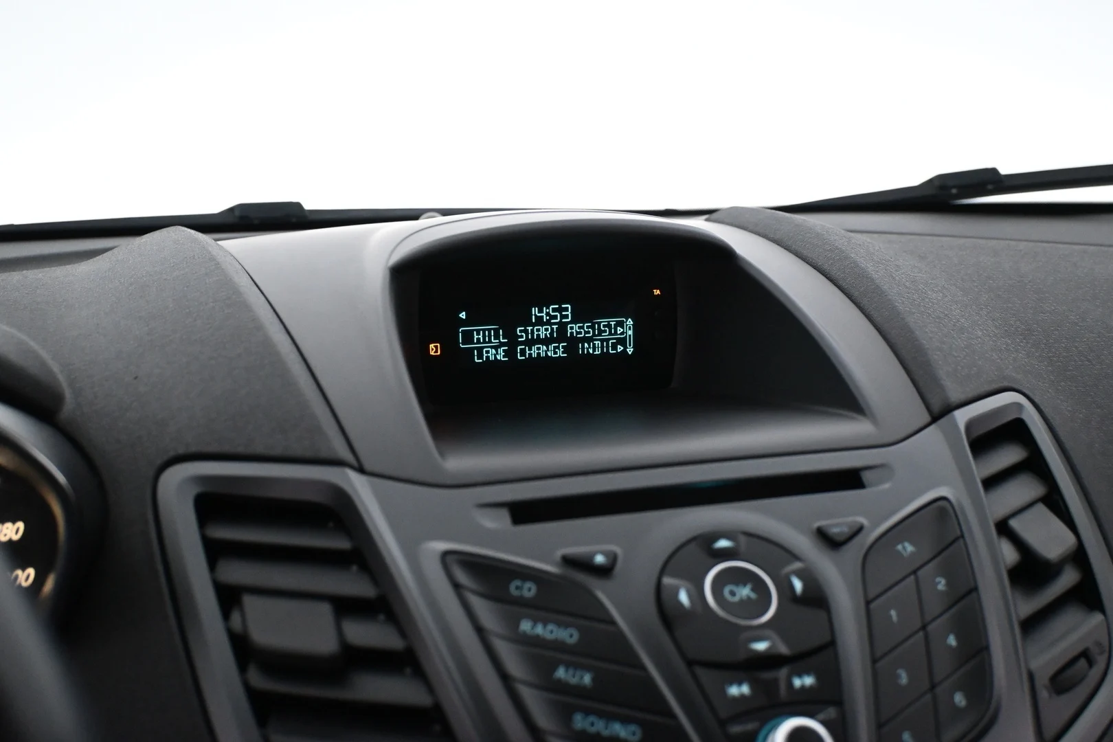 Car Image - 6hZu1fHt3KddHqrdcbBy2k