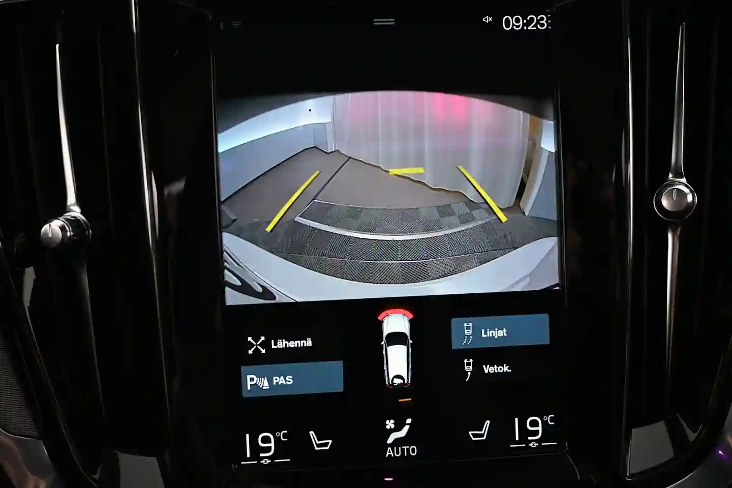 Car Image - scqqpBw9LQKIeKVOMV9xn
