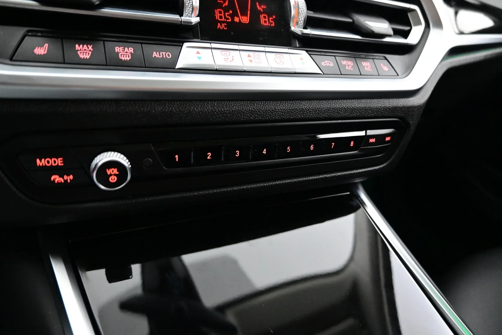 Car Image - 1tJaJKLTs4au19vlfK0eVf