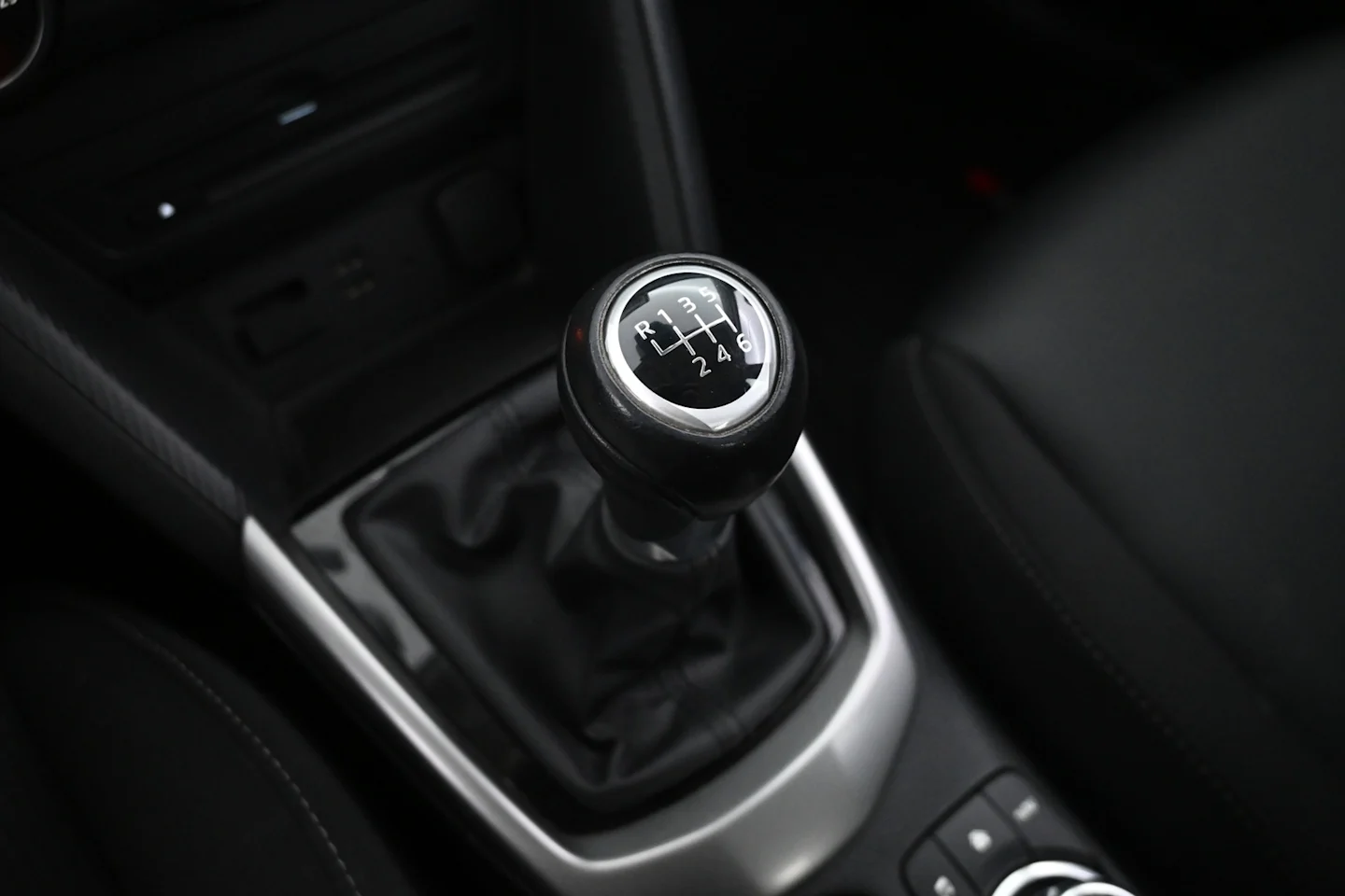 Car Image - 3AMcGAPrKv9IYkwiuZAXlG