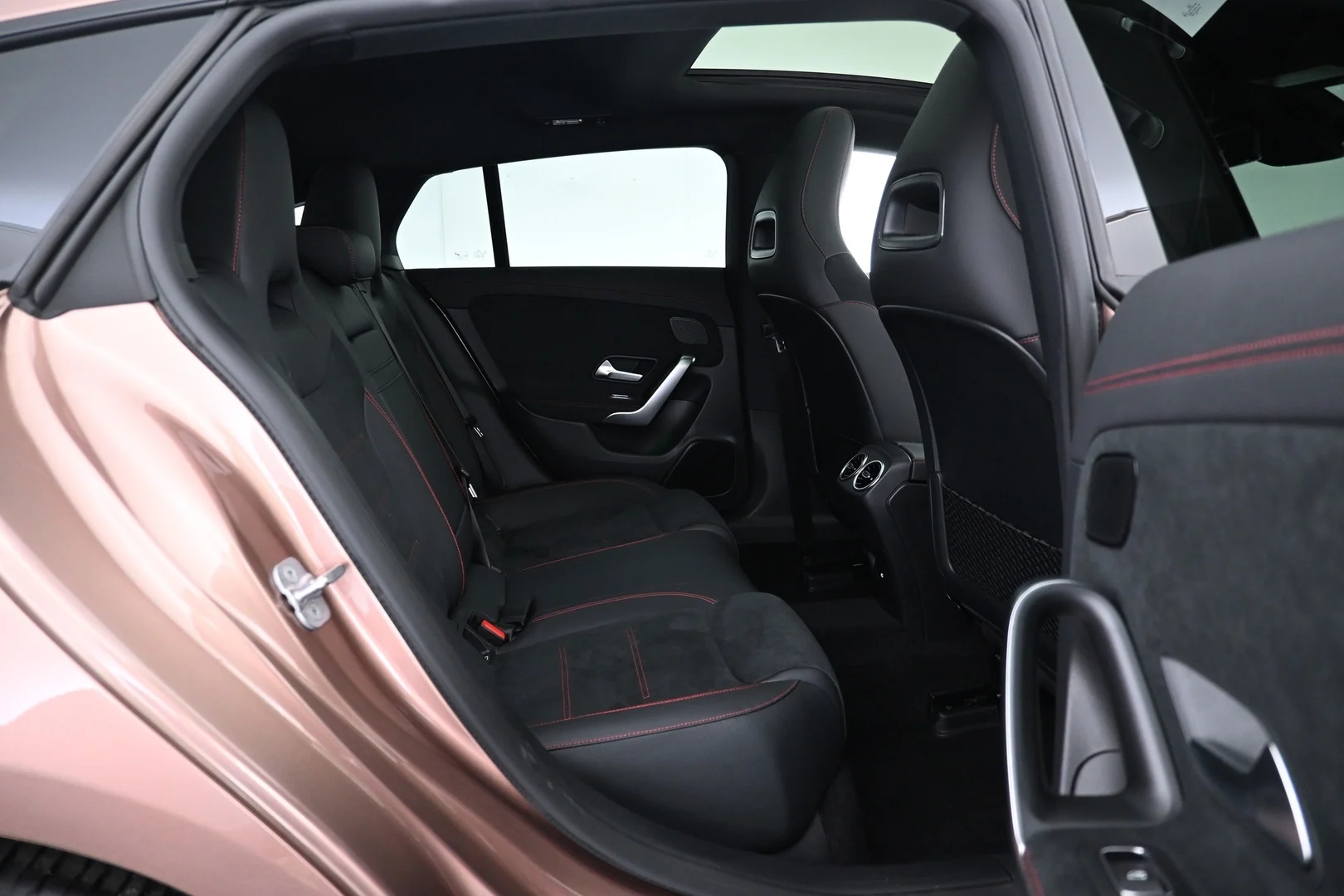 Car Image - 3QxsAcQsRUwzY9Wj2mjSAW