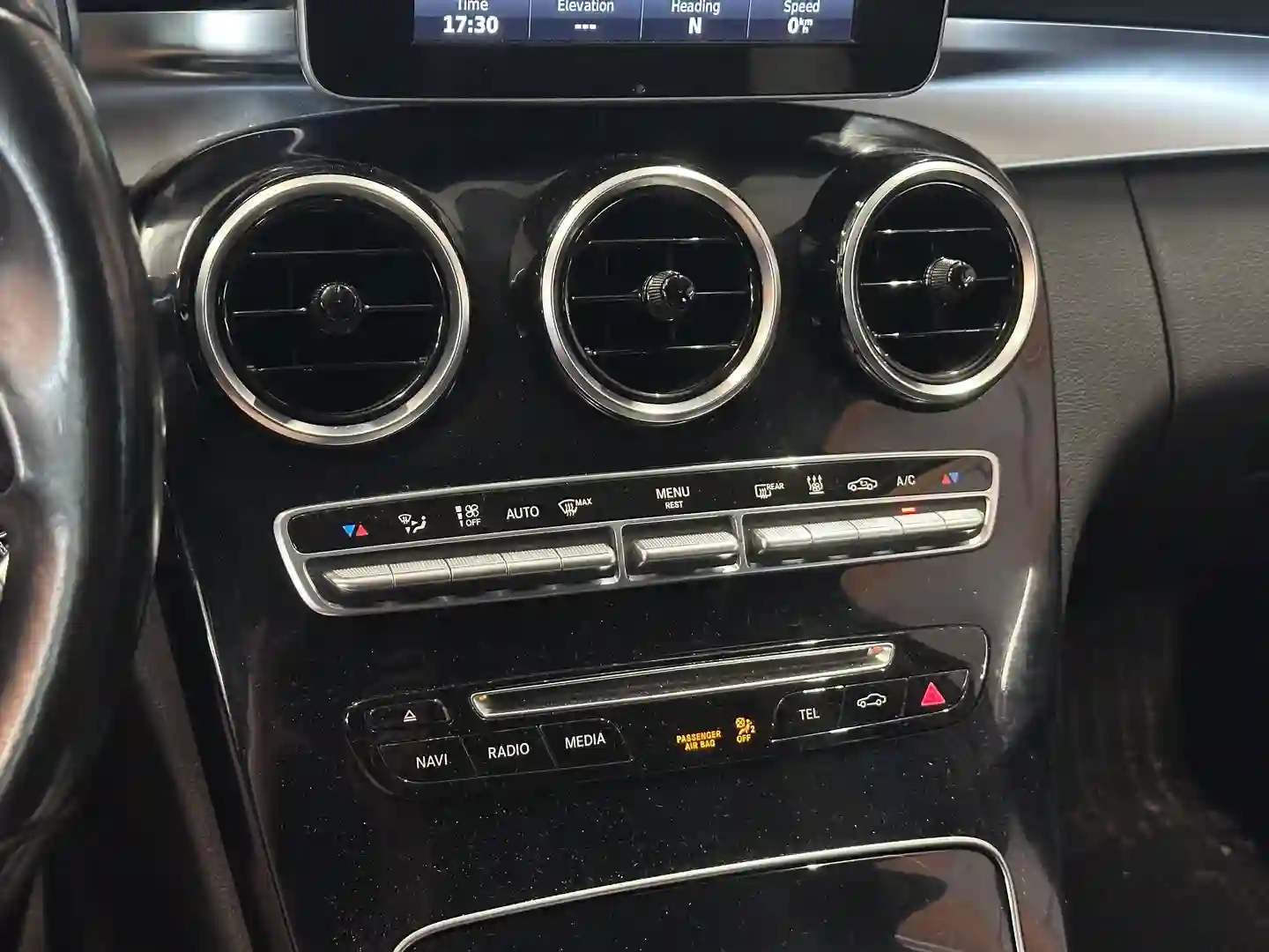 Car Image - 2cby1U2EWLtU3Qtzx5Bk62
