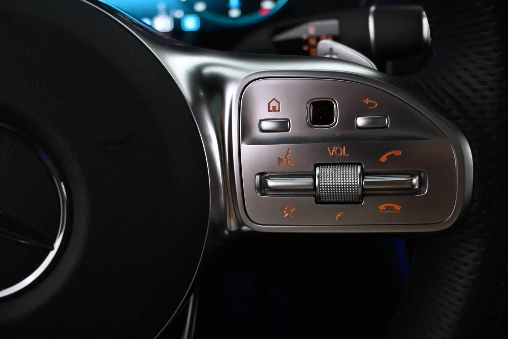 Car Image - 3795y9482rxSgU1FeDpTpm