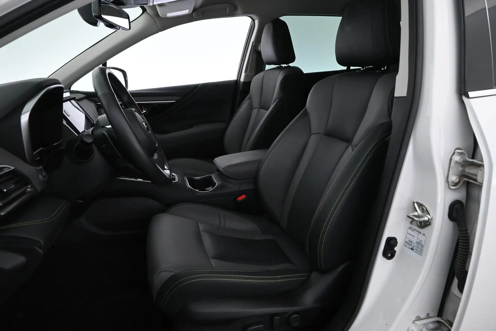 Car Image - 7v6eGDLOum2PM3JMHMUuLR