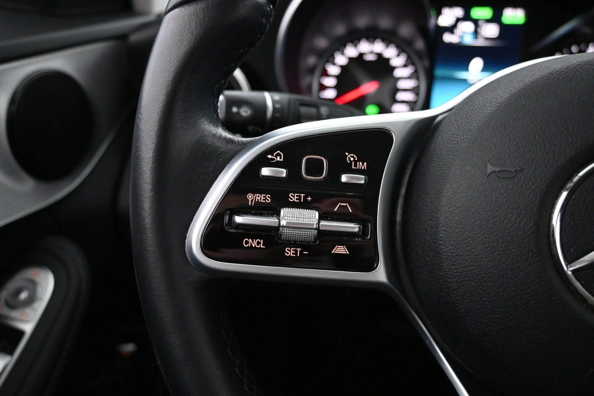 Car Image - 36DoyFmSqjImpGHvqED9Or