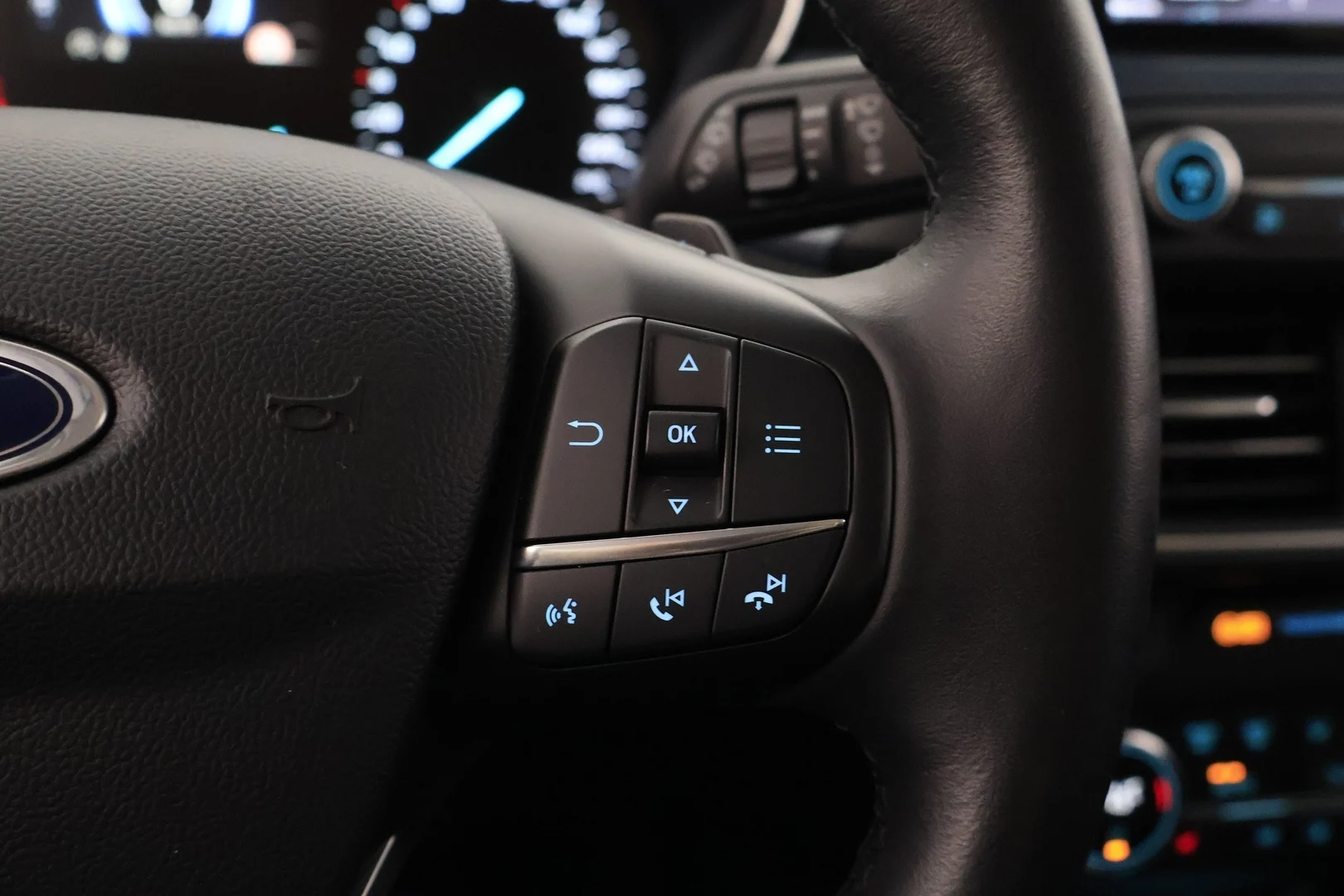 Car Image - 4qaYfWlxET0uqD8QRV9X5N