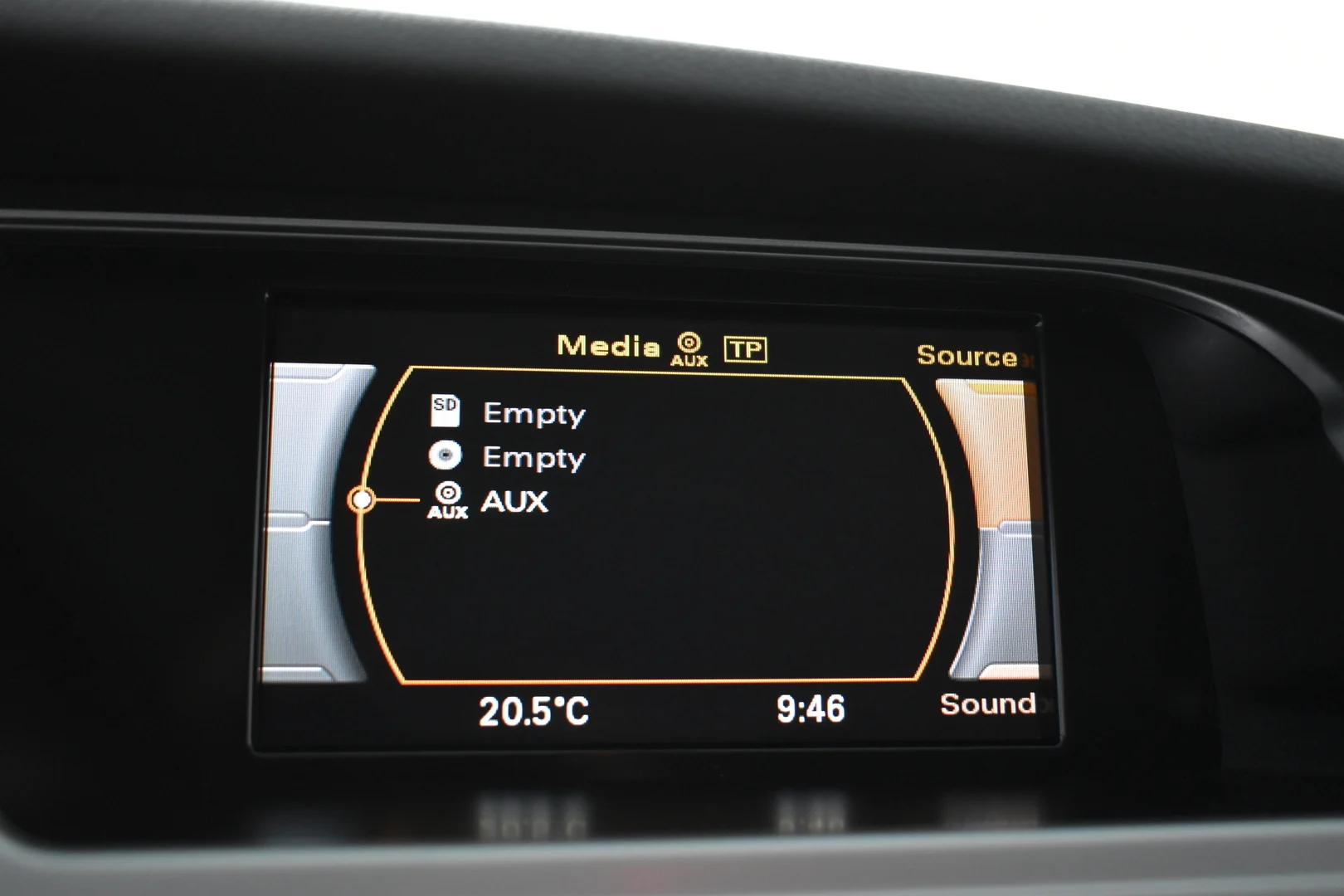 Car Image - 1Z8UWLerMQozMMC83eF9OI