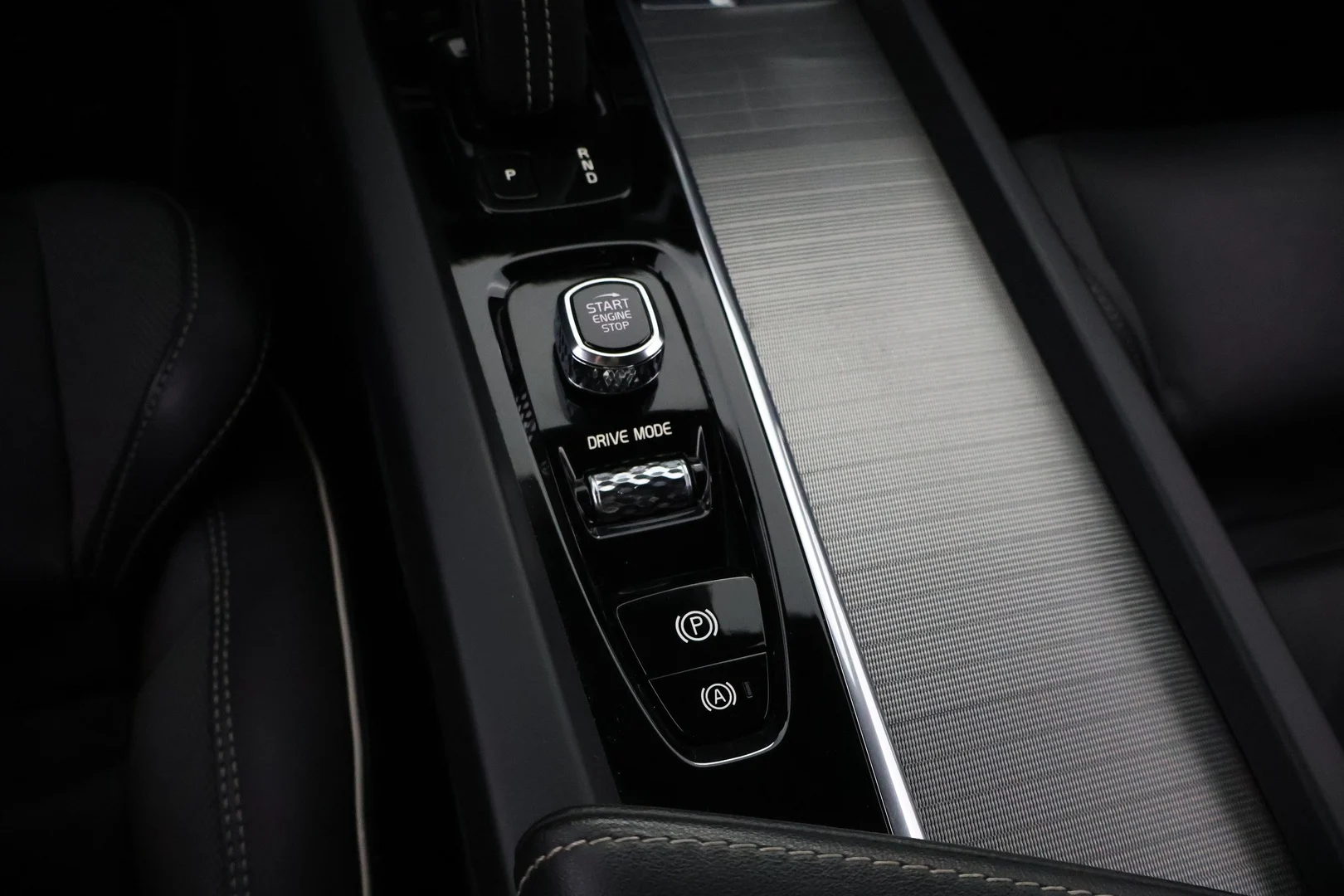 Car Image - 1Fpq9bJEU2MzFkSznXvD6h