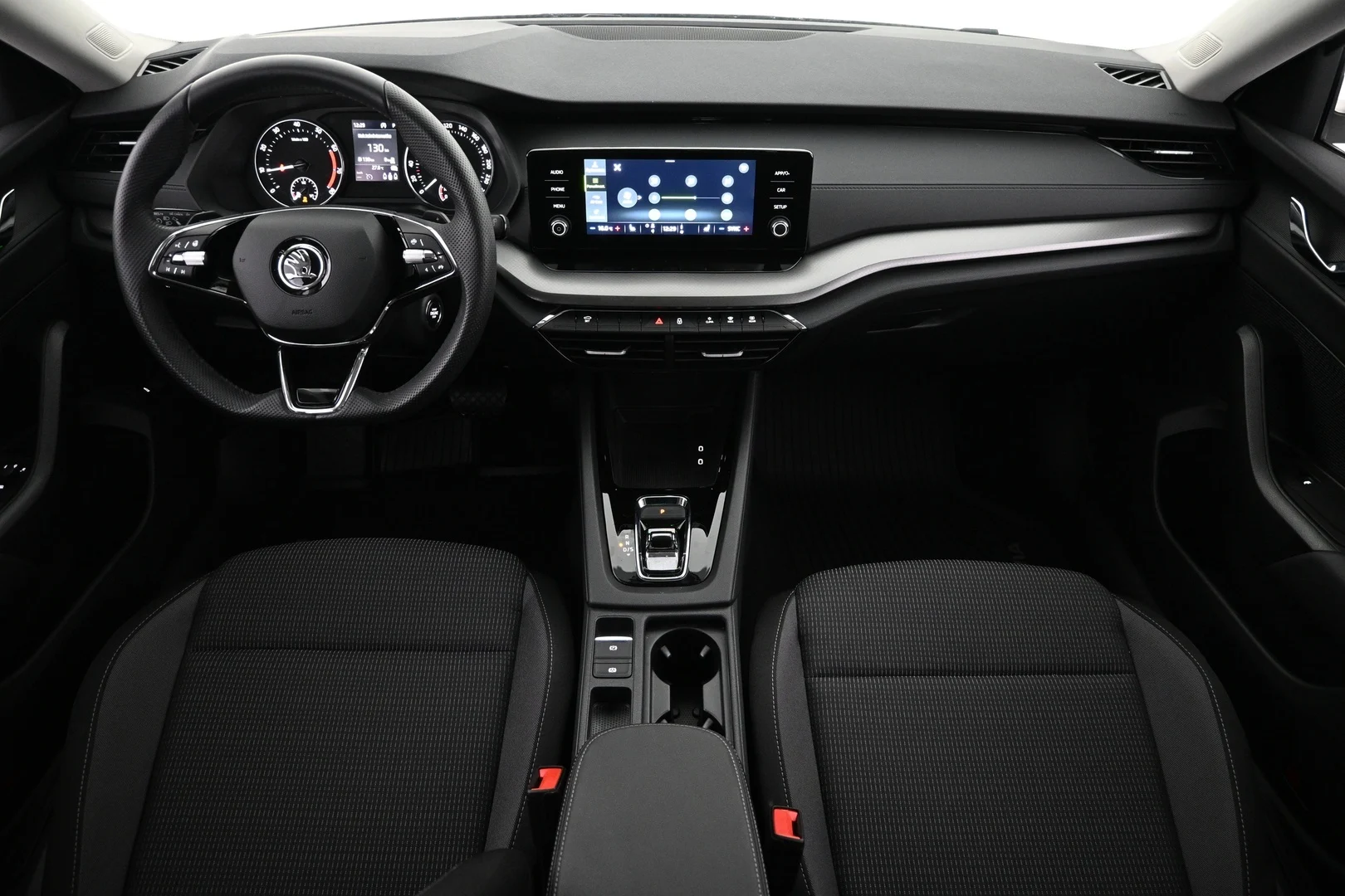 Car Image - 4A81ZQ6RdR49tC1d88cnDQ