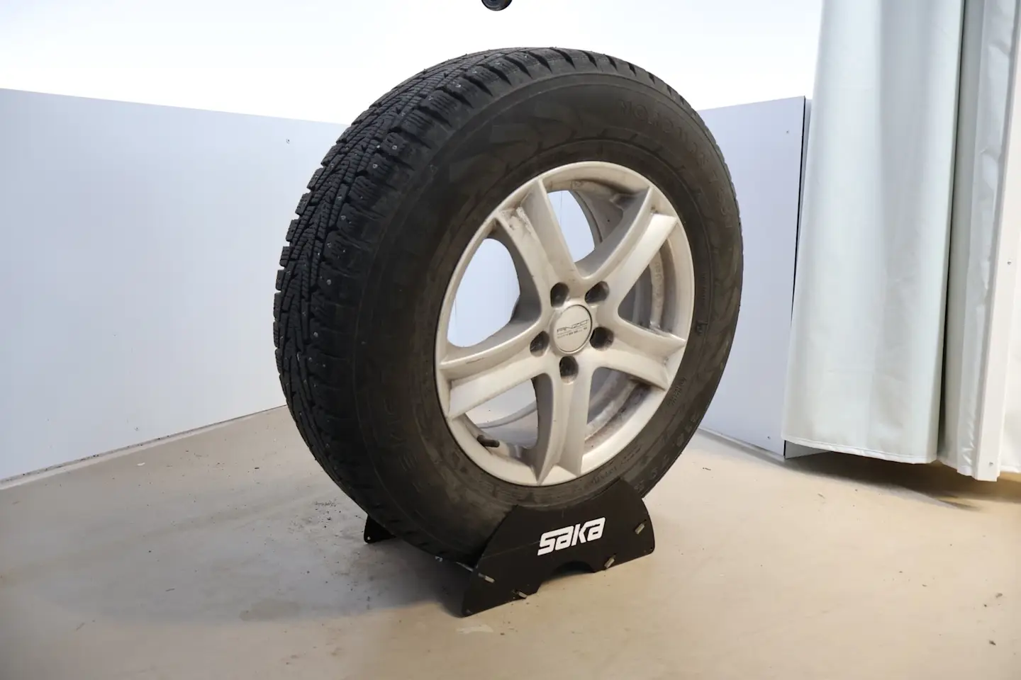 Car Image - 16QUKA8XfvrEdqsiJTGS4D