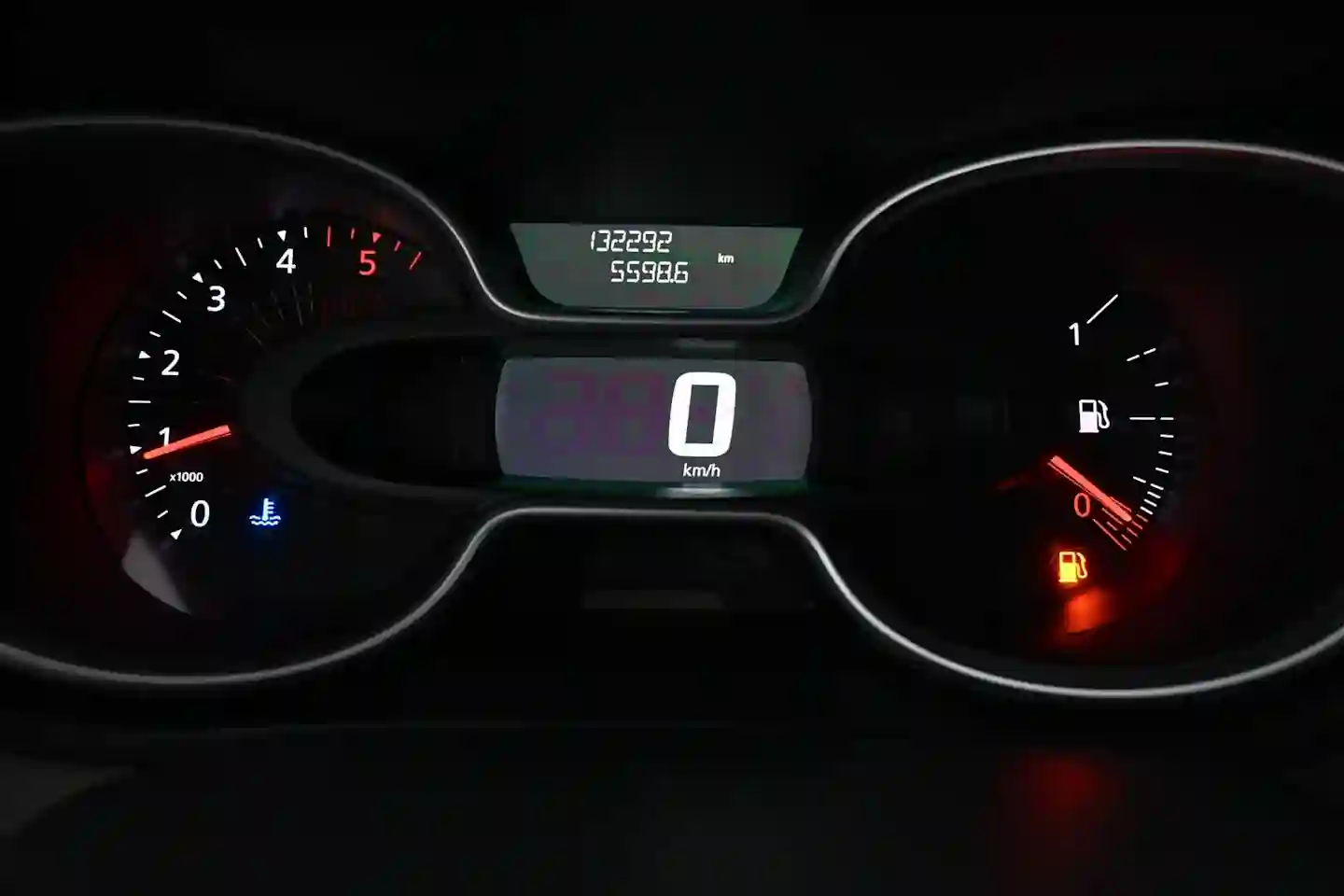 Car Image - 7yhX7HdyG0f0qEbLtIqBFL