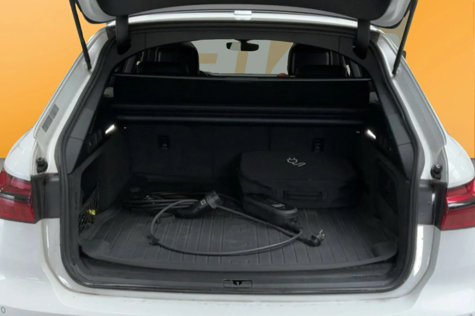 Car Image - 36G9RnSKAmJ4iW59zGGLnU