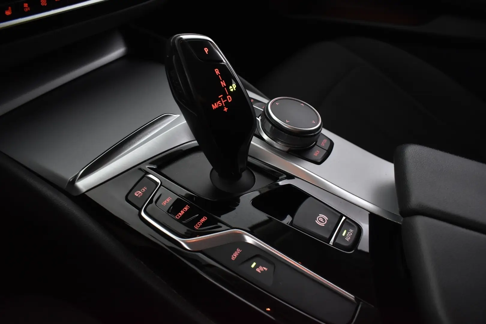 Car Image - 77vaBhMK5gy0RyA2hplSaH