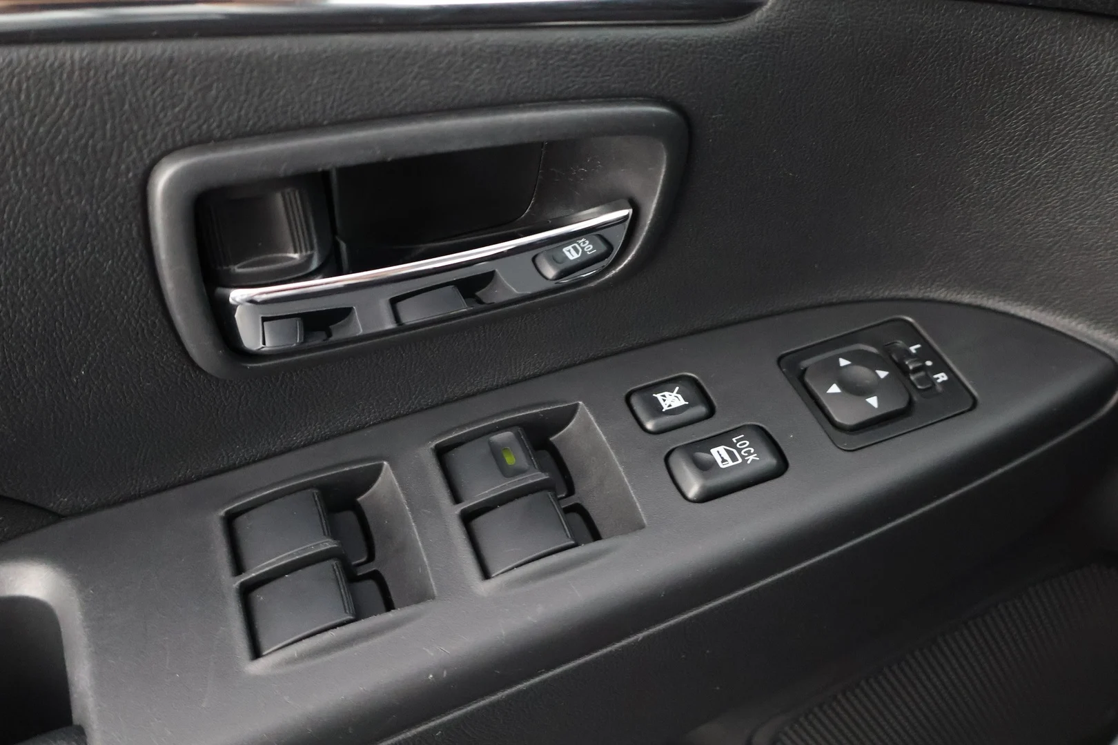 Car Image - 5Lg1gWvaH8LztJmGvpNFZF