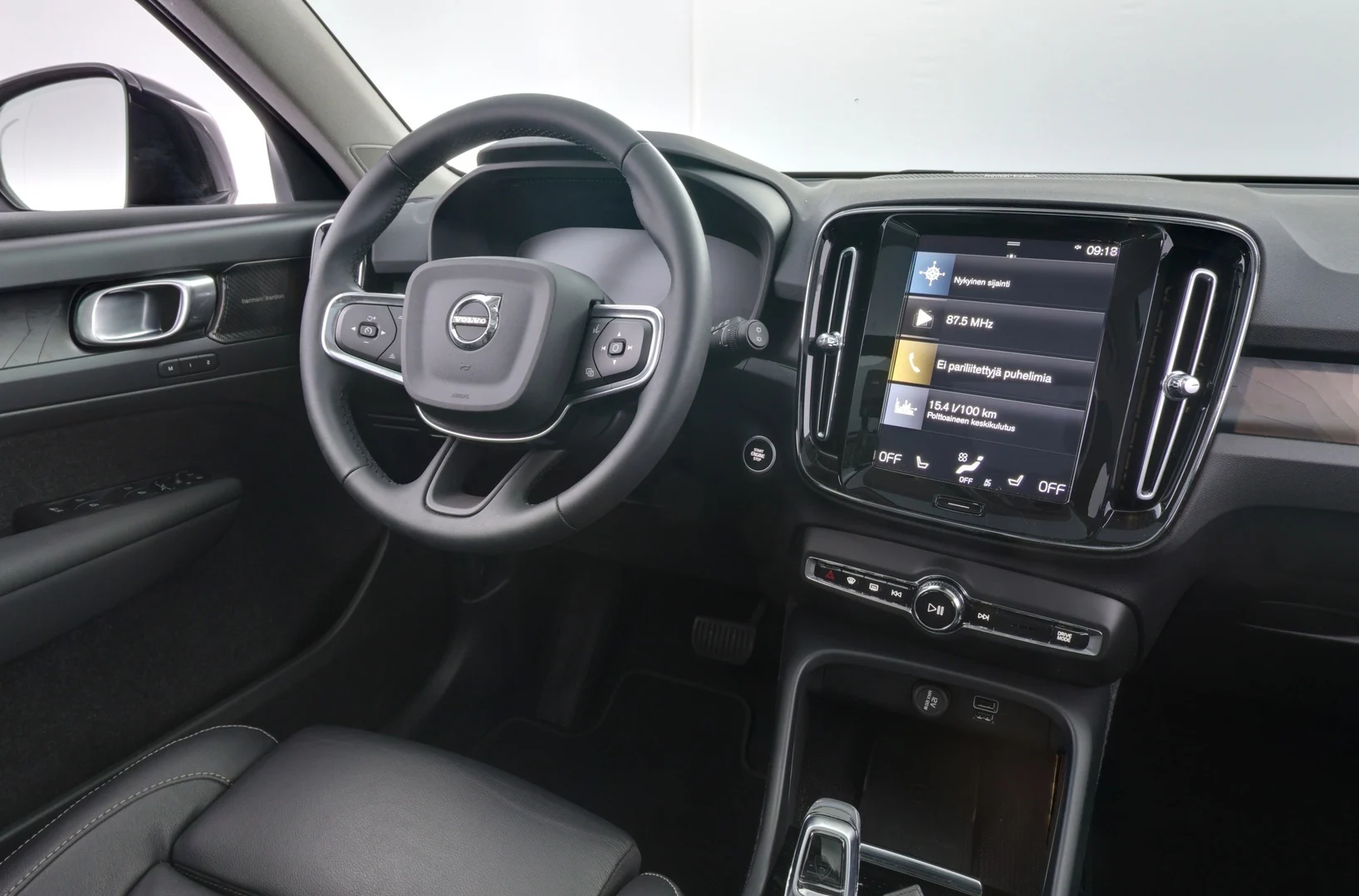 Car Image - 6Hn3kYJKovMx9vPEMV30QK