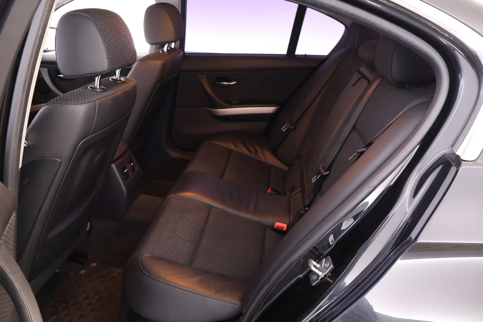 Car Image - 6q2NQVSJPbNT6fdrytGNnN