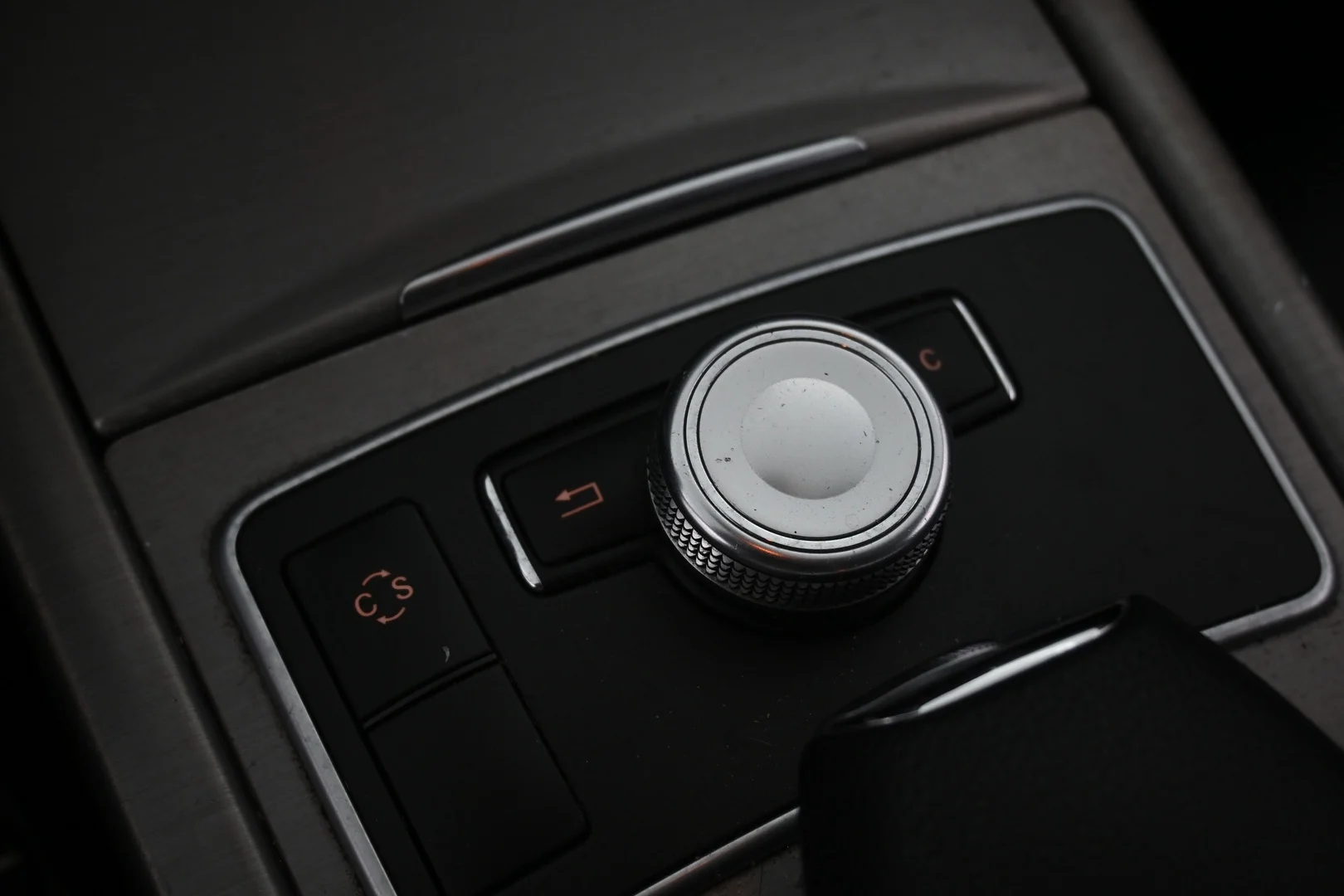 Car Image - 6mkjbAlCRMoXLgnhTbLcOD