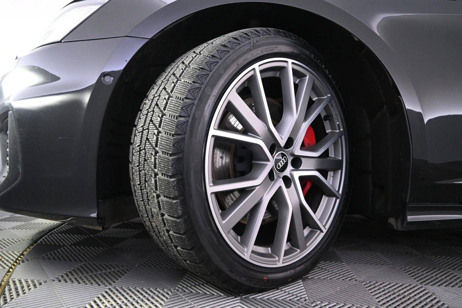 Car Image - 1L3CuO6me2Wa9RXiQtQnMt