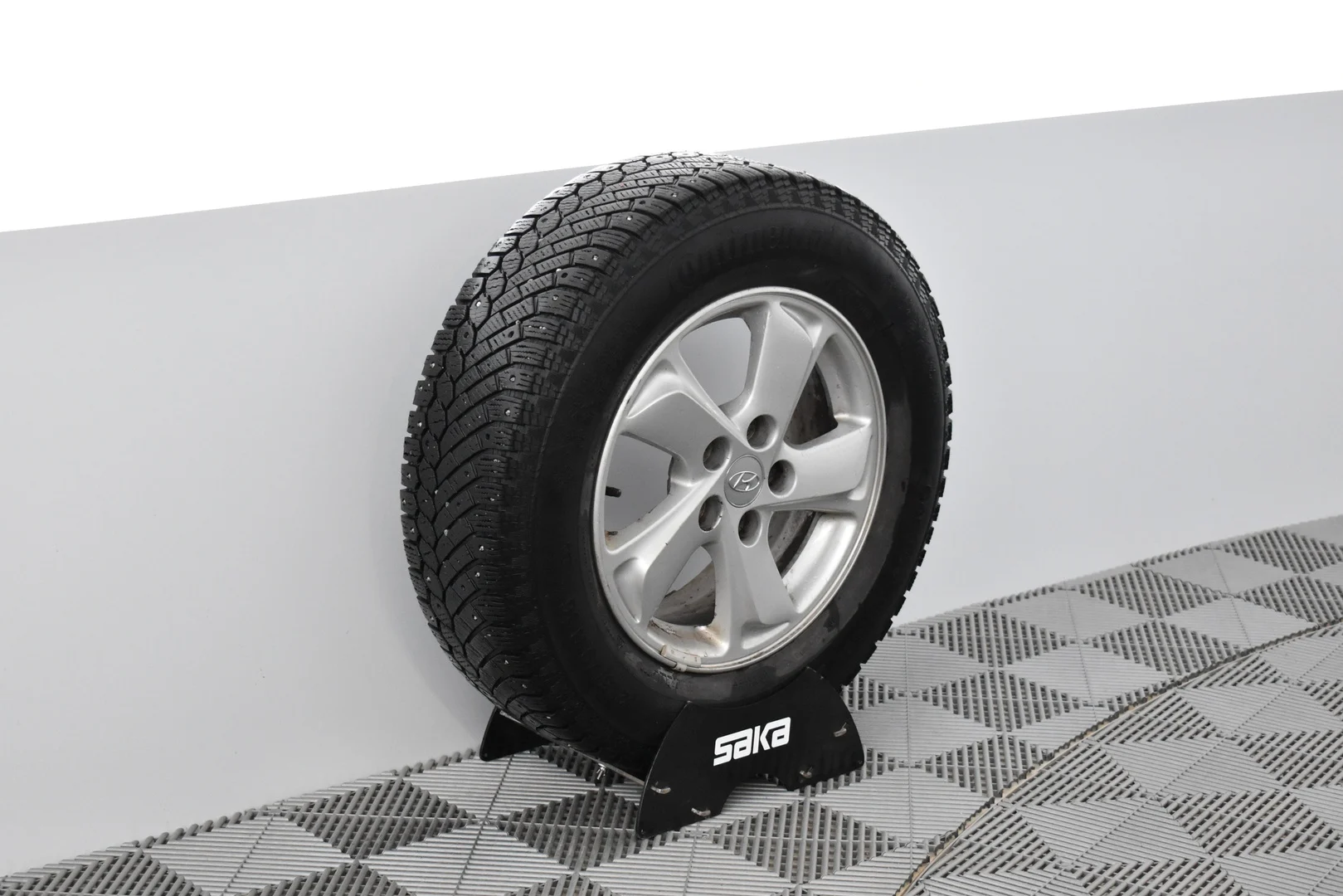 Car Image - 1x4heqM6f4AcCboL7t74FN