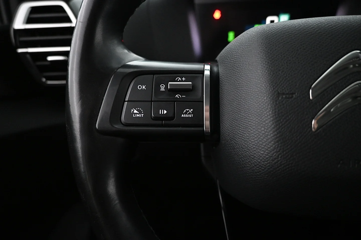 Car Image - 5OosvhAtcPq0XeeXTvP7HP