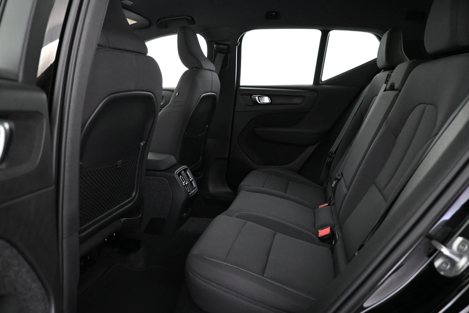 Car Image - 57EFiaTnoQ7pYuJcqu33rL