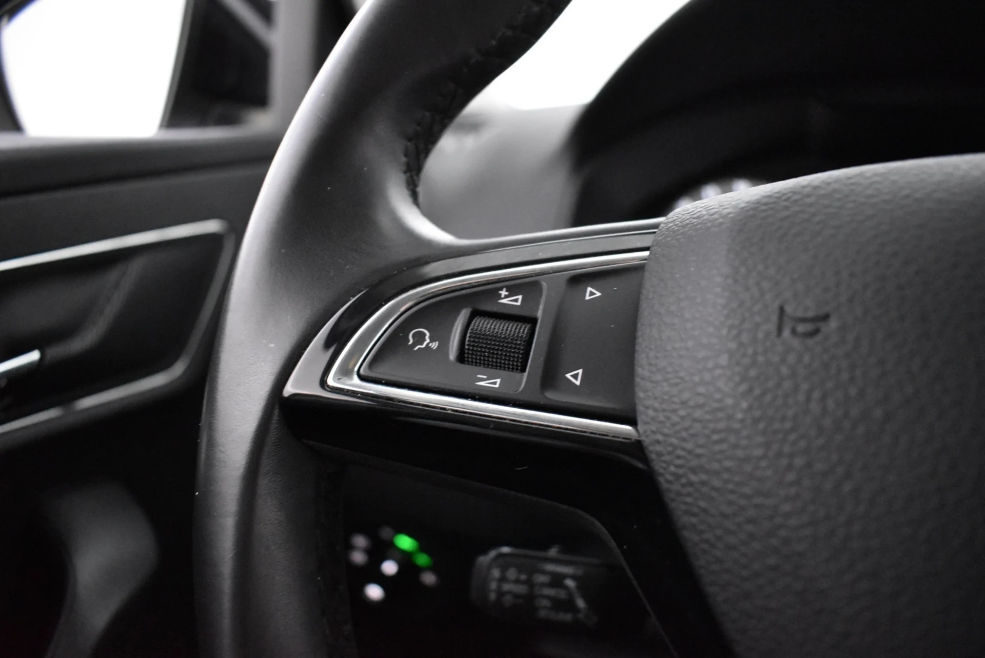 Car Image - 4fVA6CMjUAcXukUueOYxiB