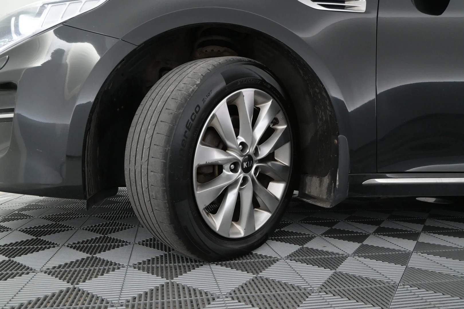 Car Image - 6inDkLsZZmDLQc69UJkjdQ