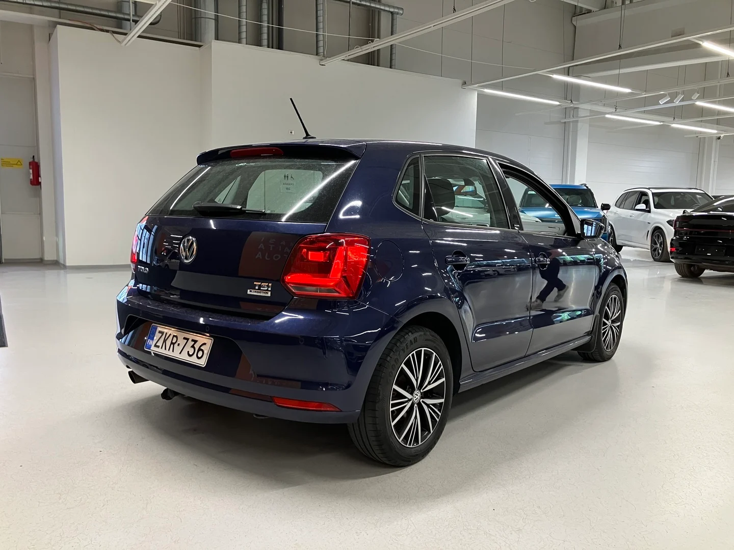 Car Image - 1qZ1jK59Ku1J8vi0pvpgO4
